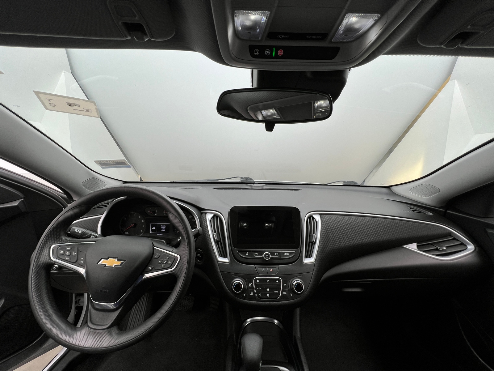 Thumbnail: 2023 Chevrolet Malibu - 3