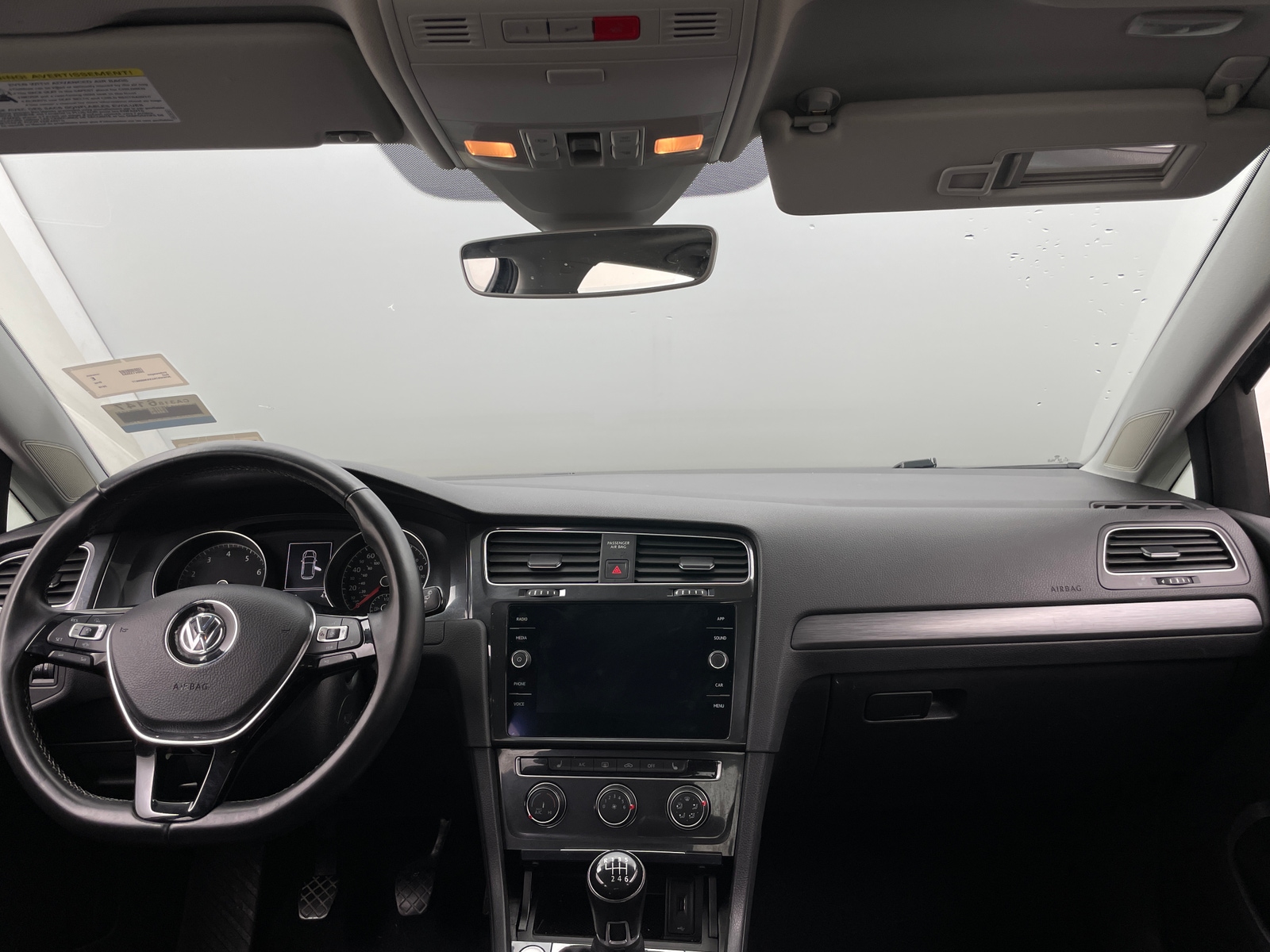Thumbnail: 2019 Volkswagen Golf - 2