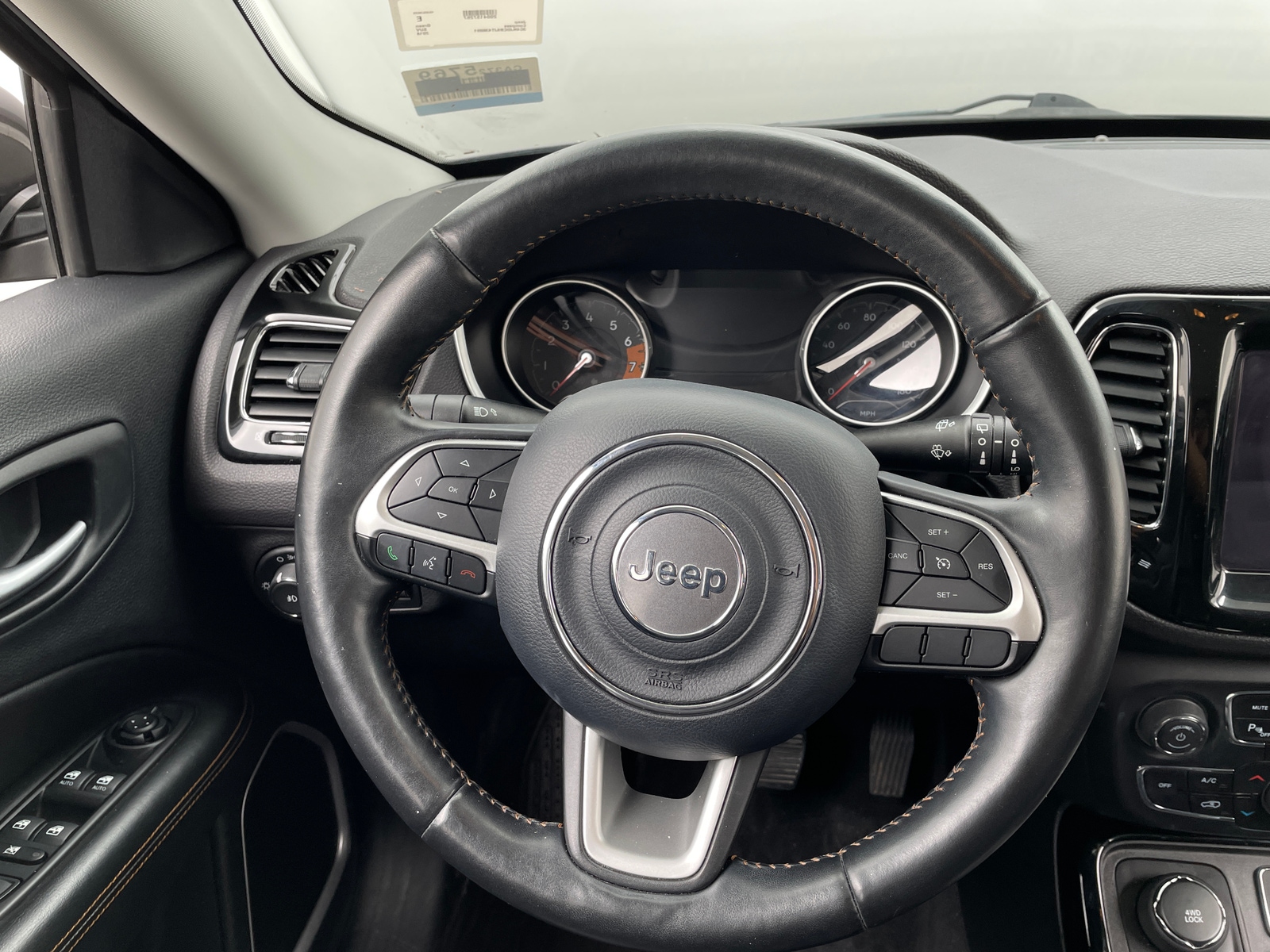 Thumbnail: 2018 Jeep Compass - 4