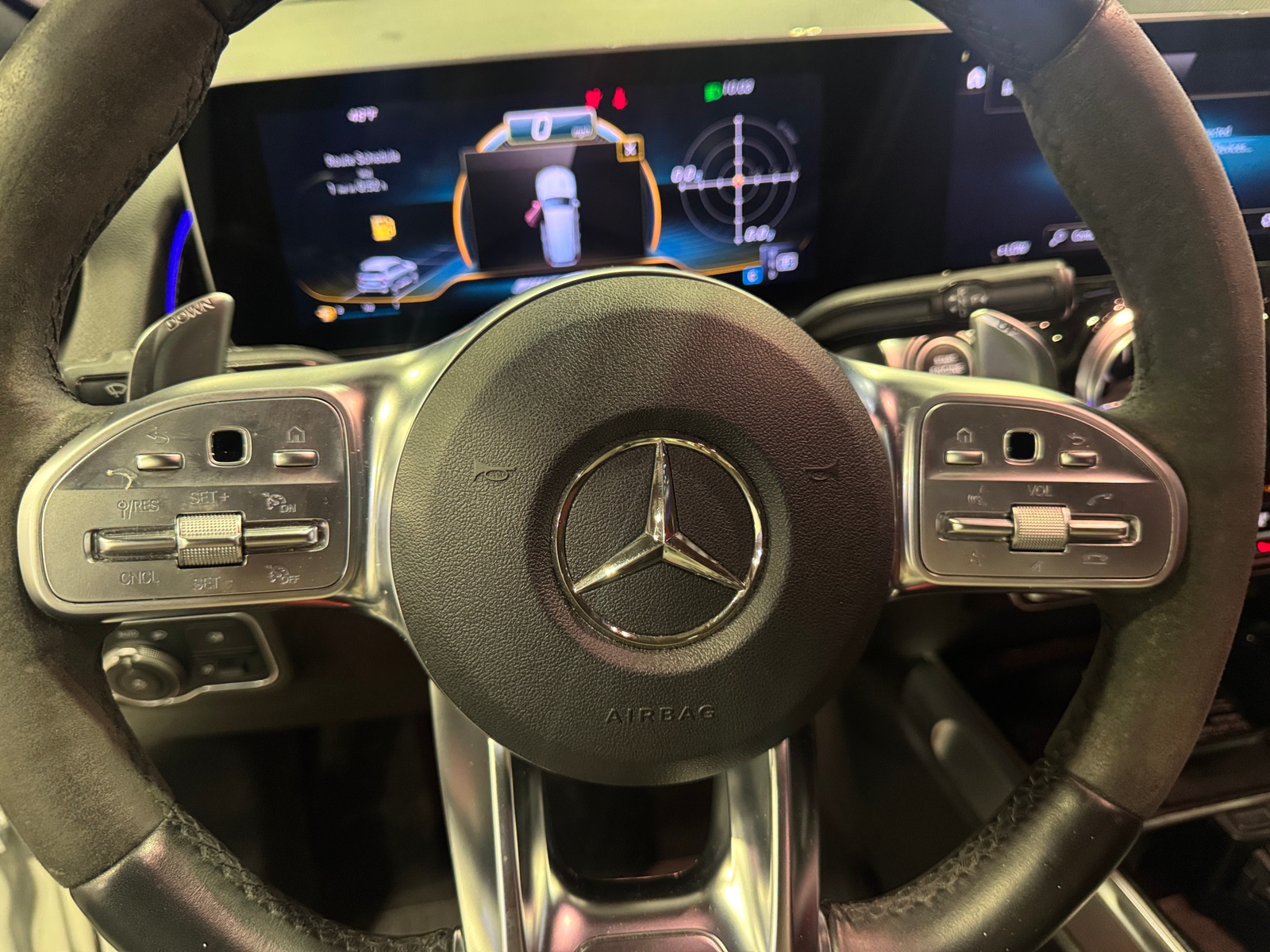 Thumbnail: 2021 Mercedes-Benz GLB - 4