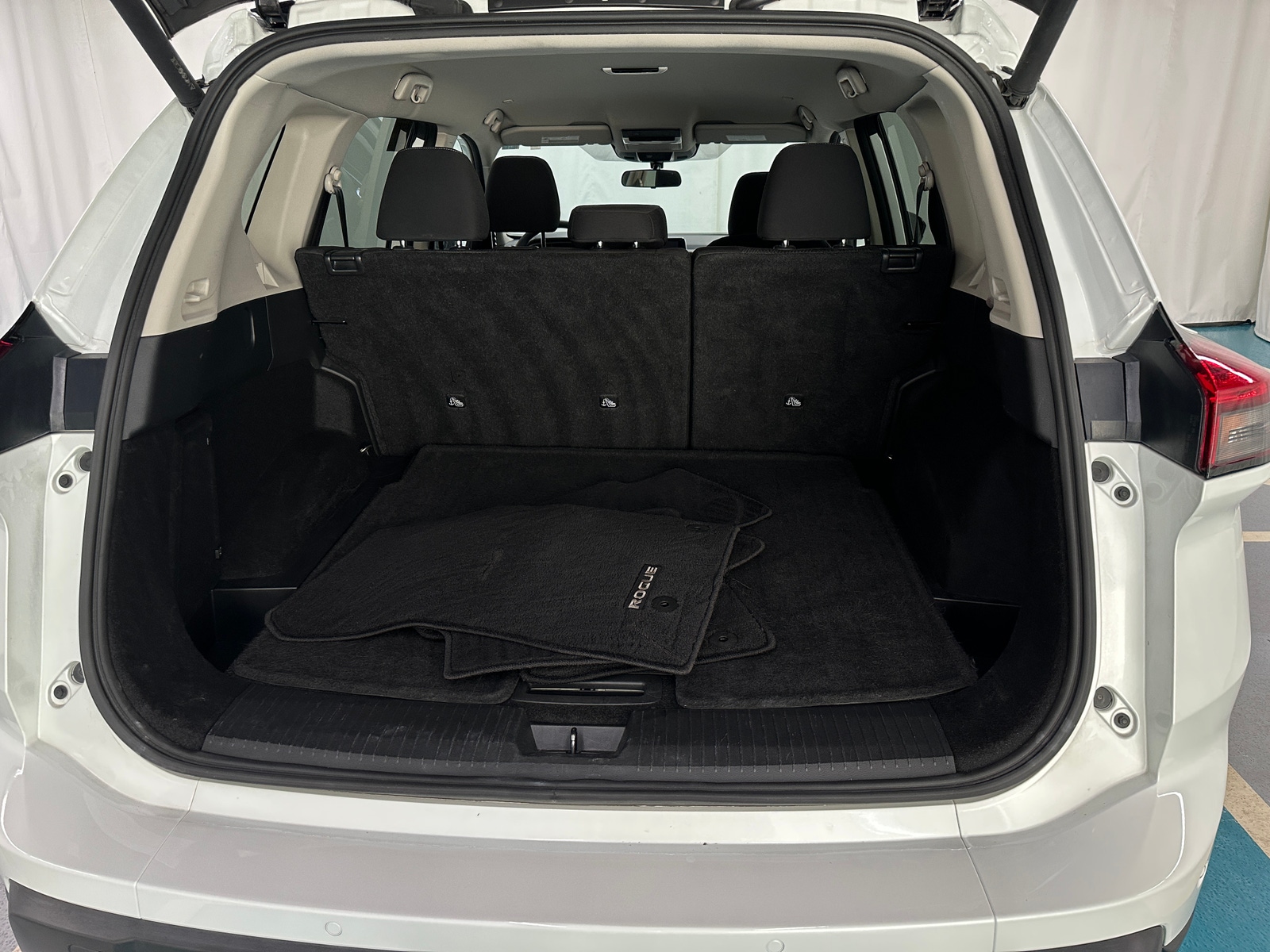 Thumbnail: 2024 Nissan Rogue - 7