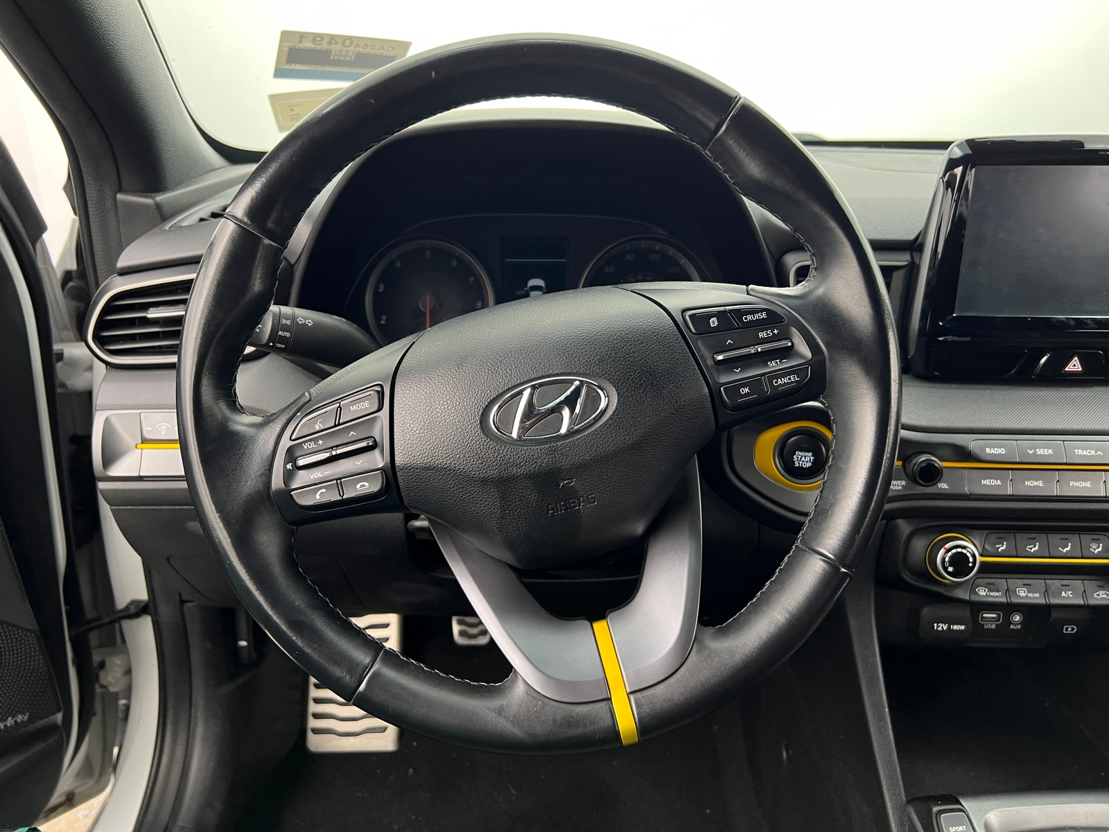 Thumbnail: 2019 Hyundai Veloster - 4