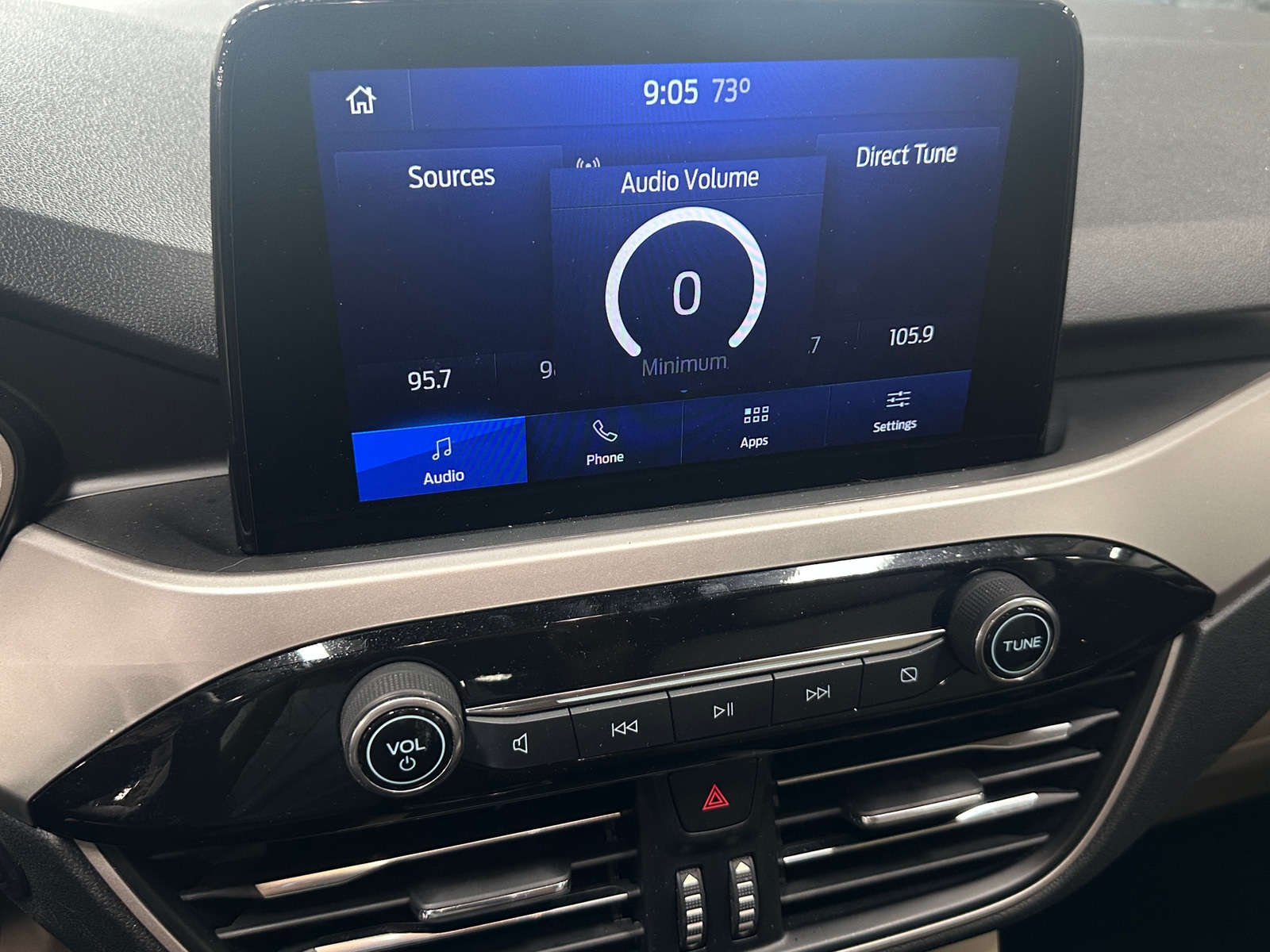 Thumbnail: 2020 Ford Escape - 4