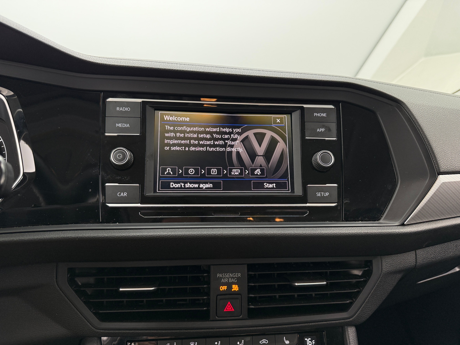 Thumbnail: 2019 Volkswagen Jetta - 3