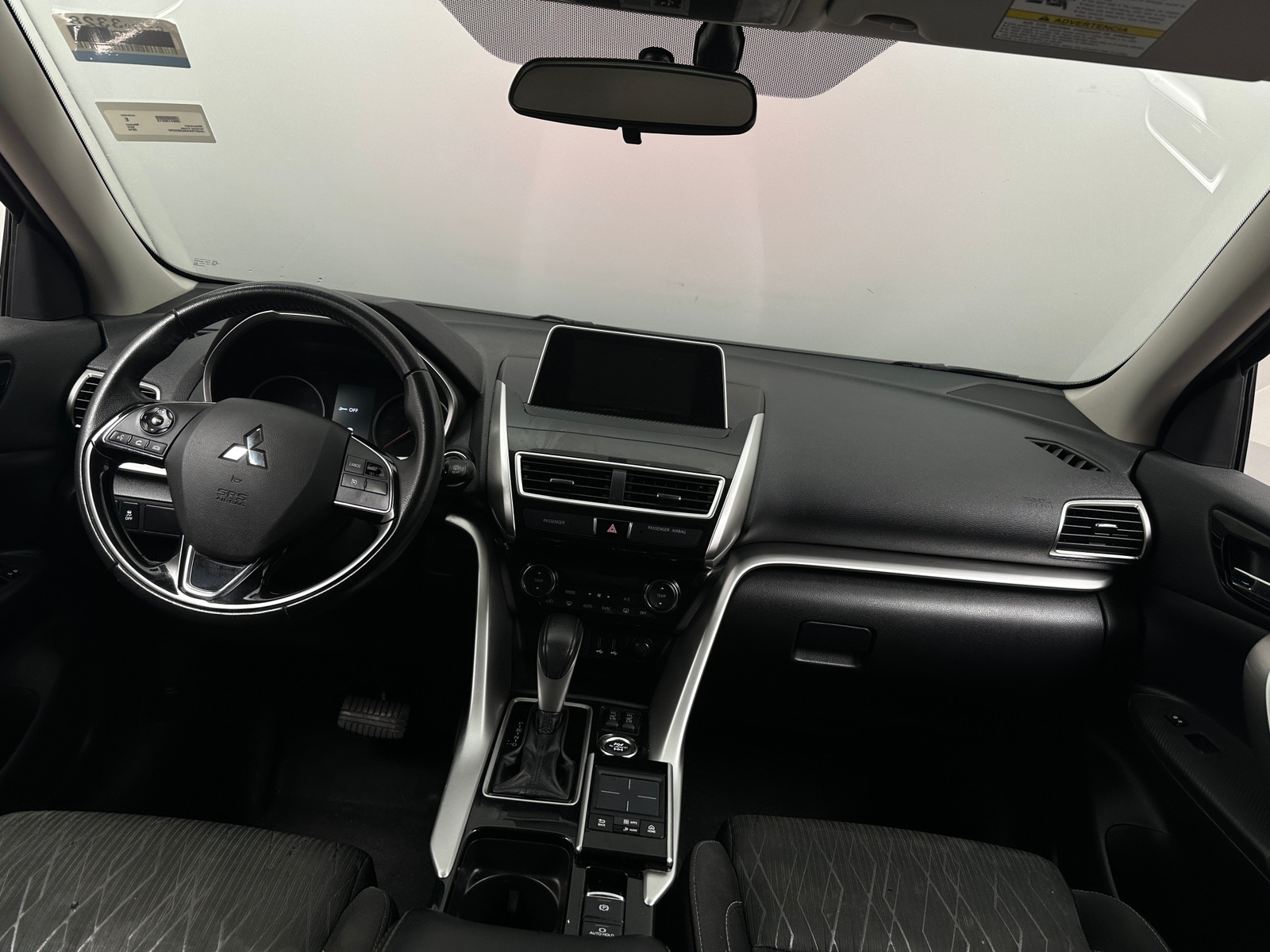 Thumbnail: 2019 Mitsubishi Eclipse Cross - 3
