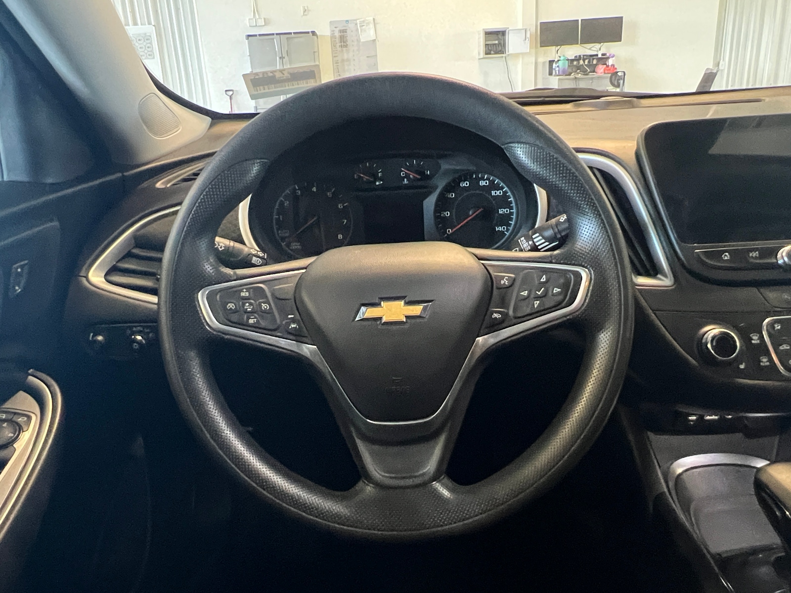 Thumbnail: 2023 Chevrolet Malibu - 5