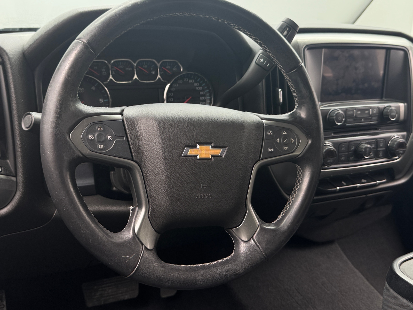 Thumbnail: 2018 Chevrolet Silverado 1500 - 5