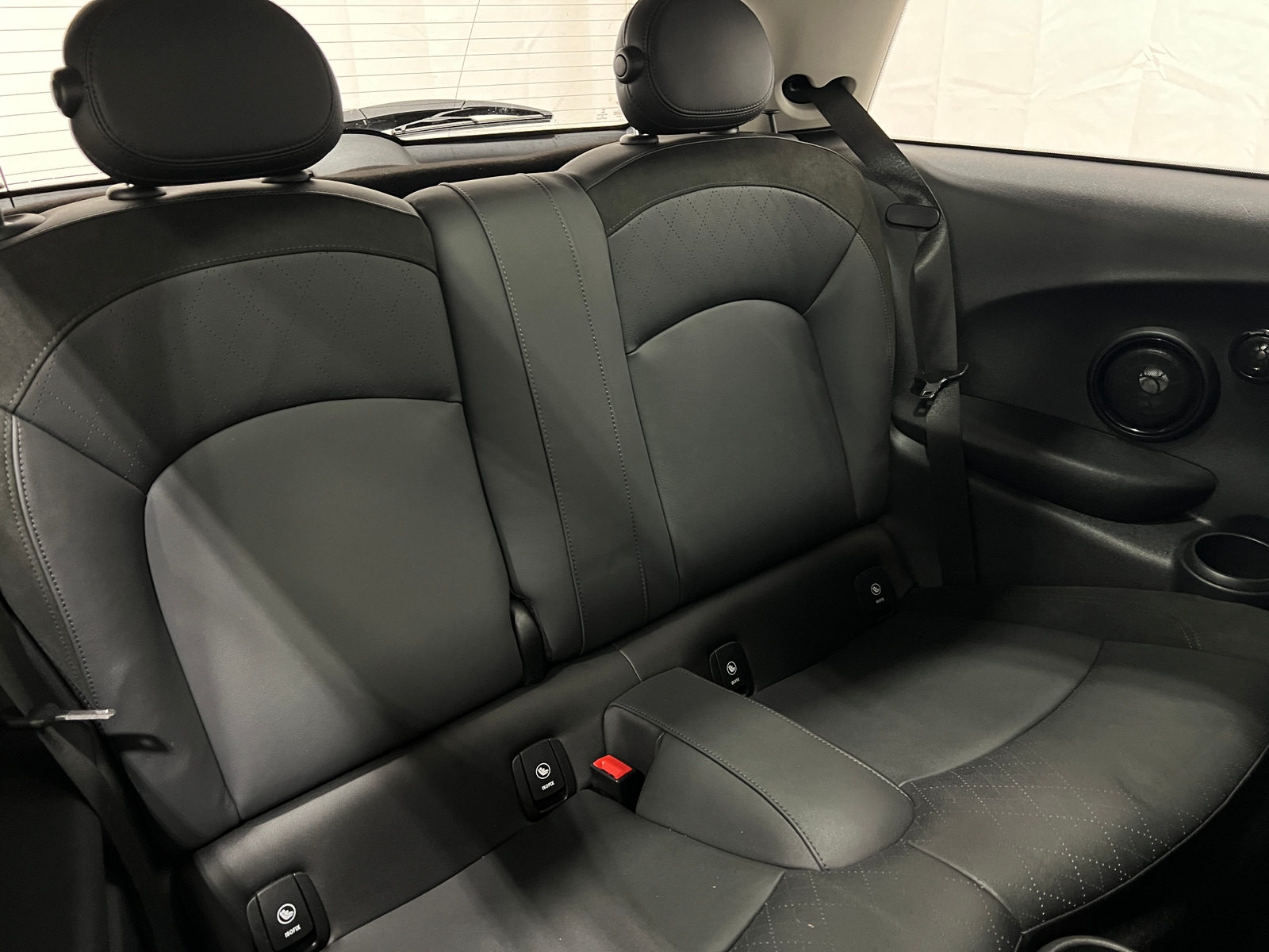 Thumbnail: 2021 MINI Cooper Hardtop - 6