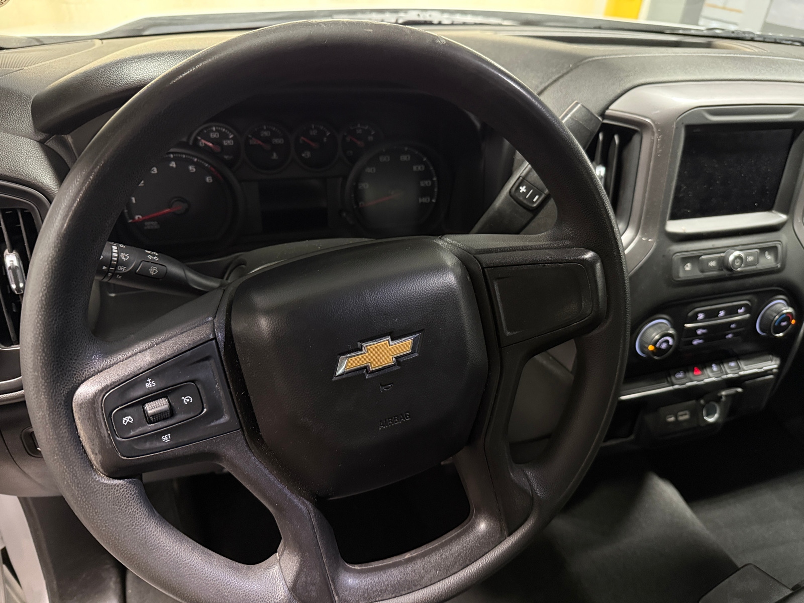 Thumbnail: 2021 Chevrolet Silverado 1500 - 5