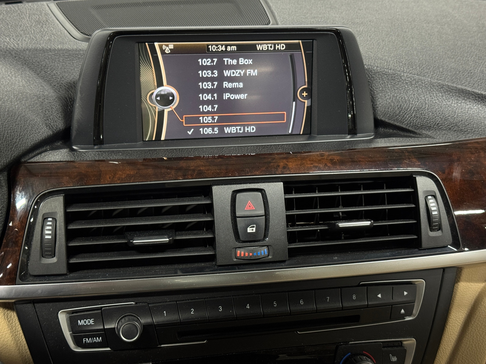 Thumbnail: 2014 BMW 3 Series - 3