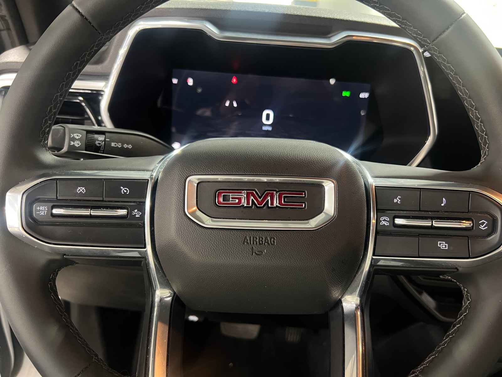Thumbnail: 2024 GMC Canyon - 5