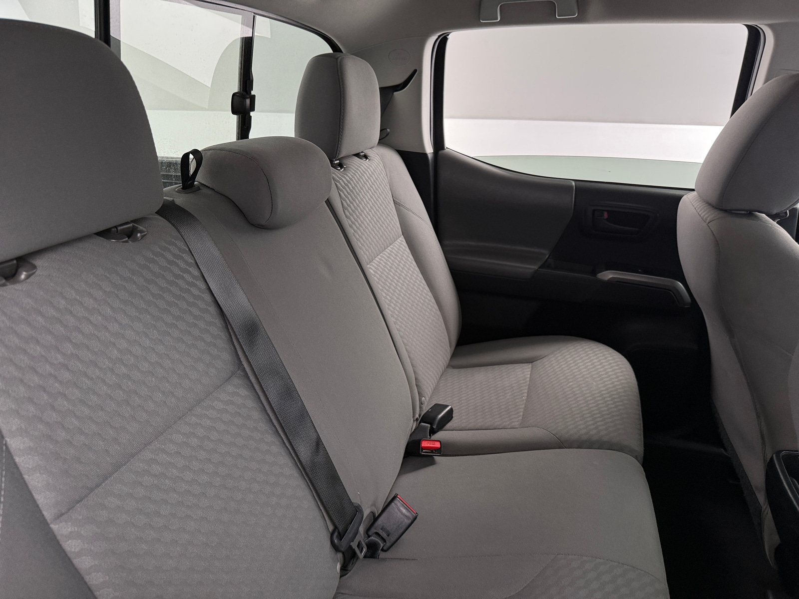 Thumbnail: 2022 Toyota Tacoma - 6