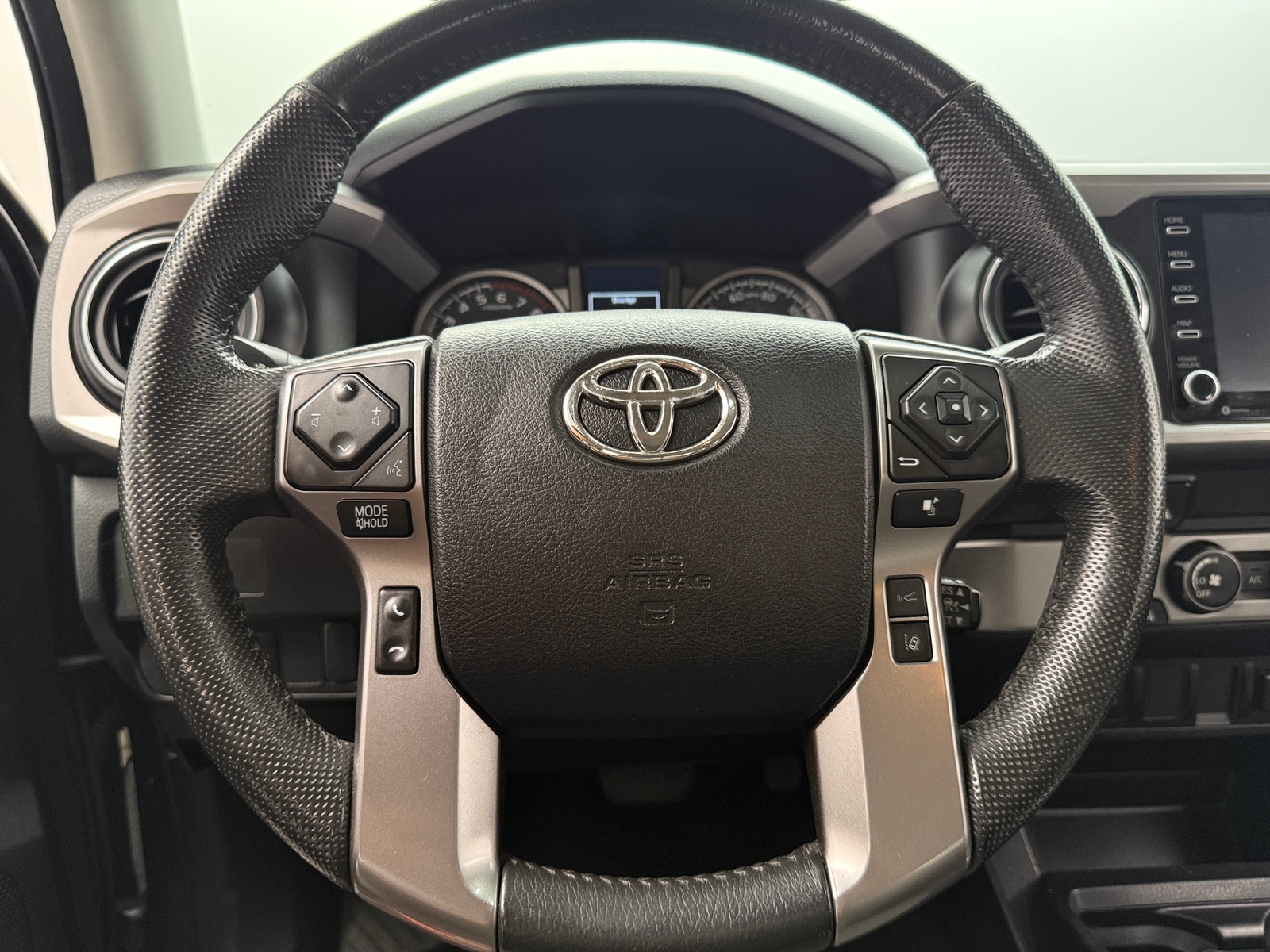 Thumbnail: 2022 Toyota Tacoma - 5