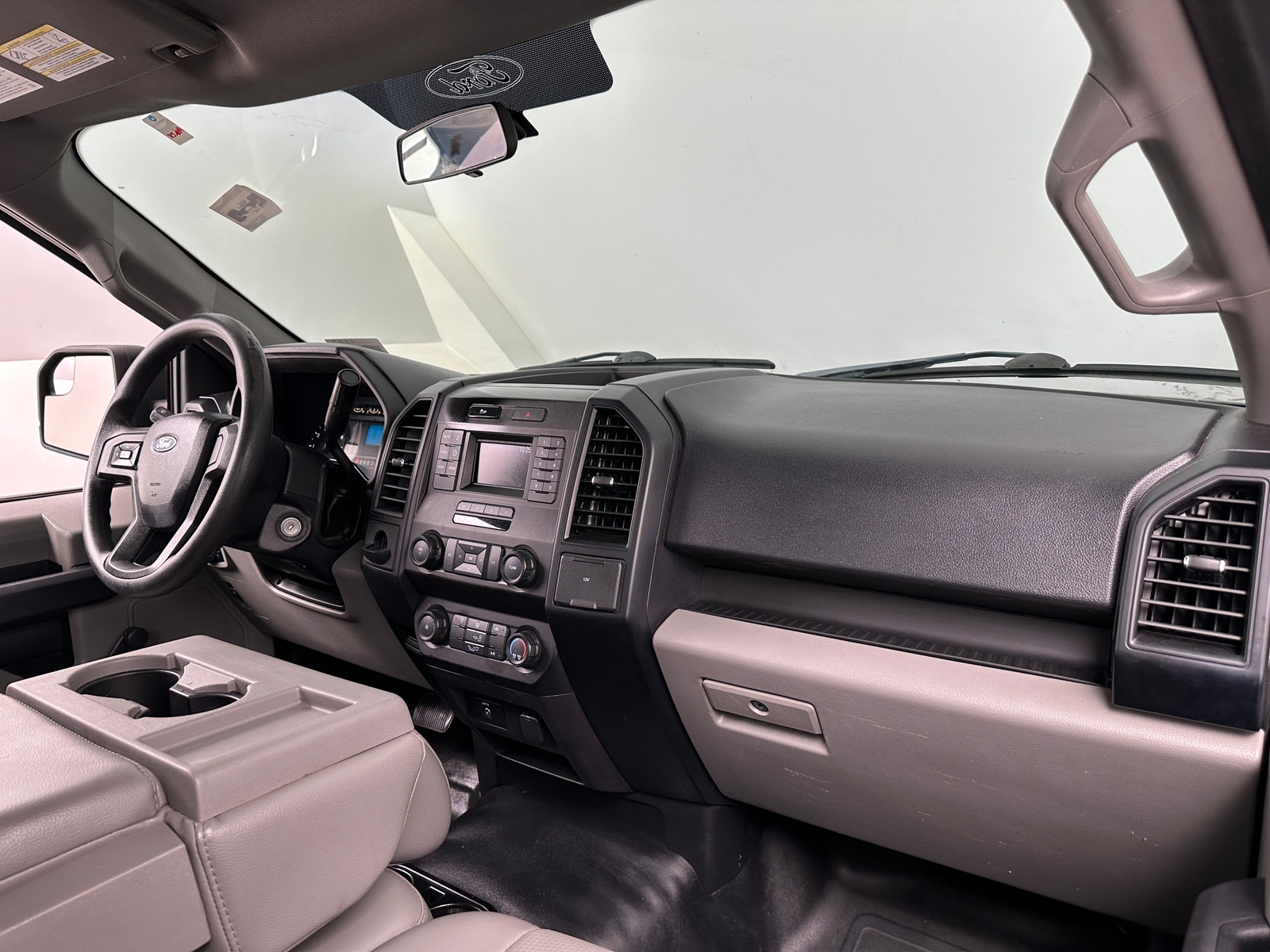 Thumbnail: 2016 Ford Econoline - 2