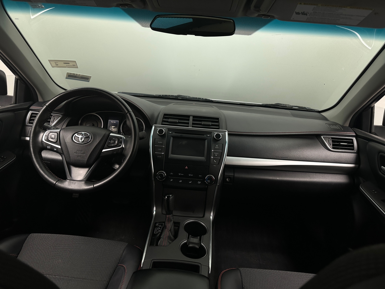 Thumbnail: 2016 Toyota Camry - 3