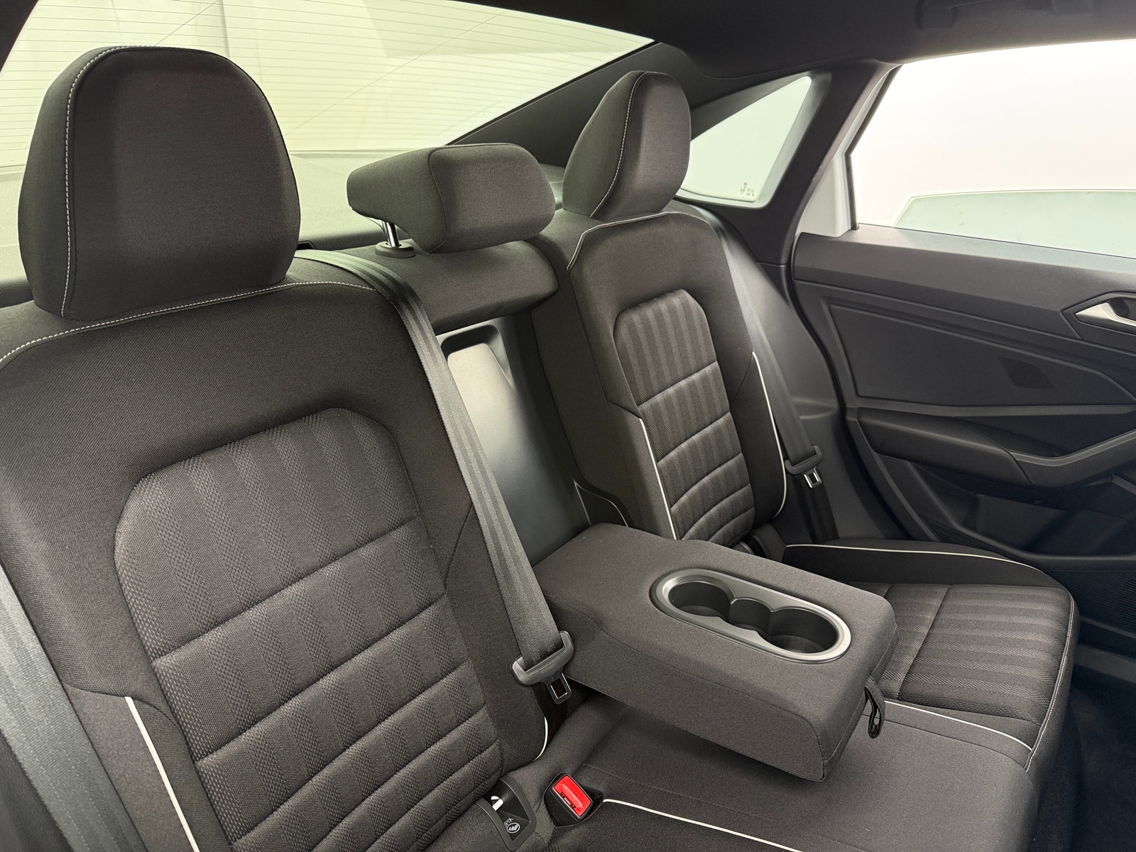 Thumbnail: 2022 Volkswagen Jetta - 6