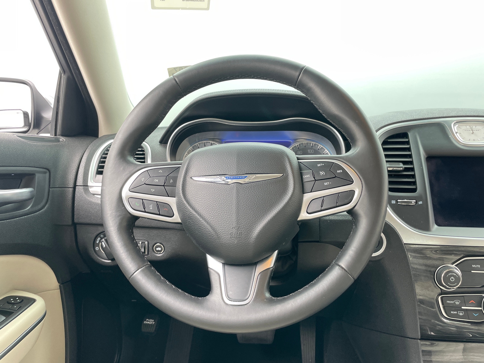 Thumbnail: 2021 Chrysler 300 - 5