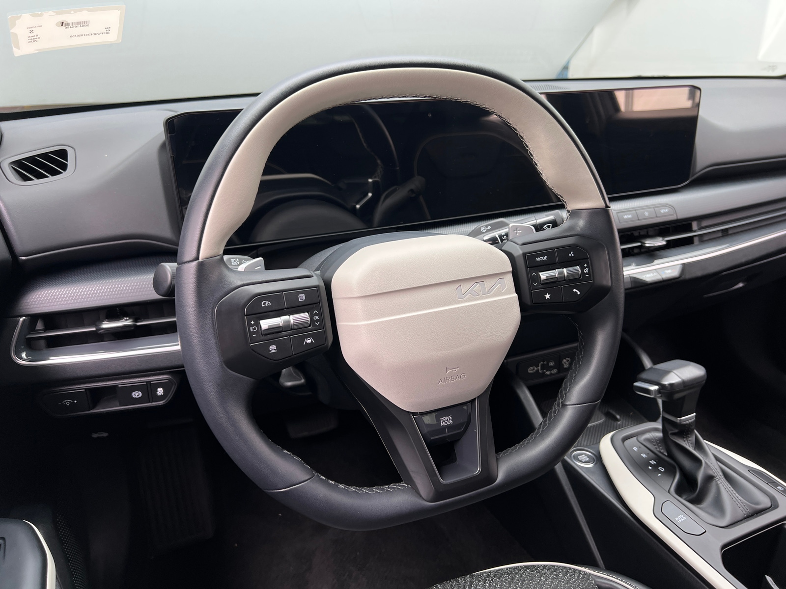 Thumbnail: 2025 Kia K4 - 4