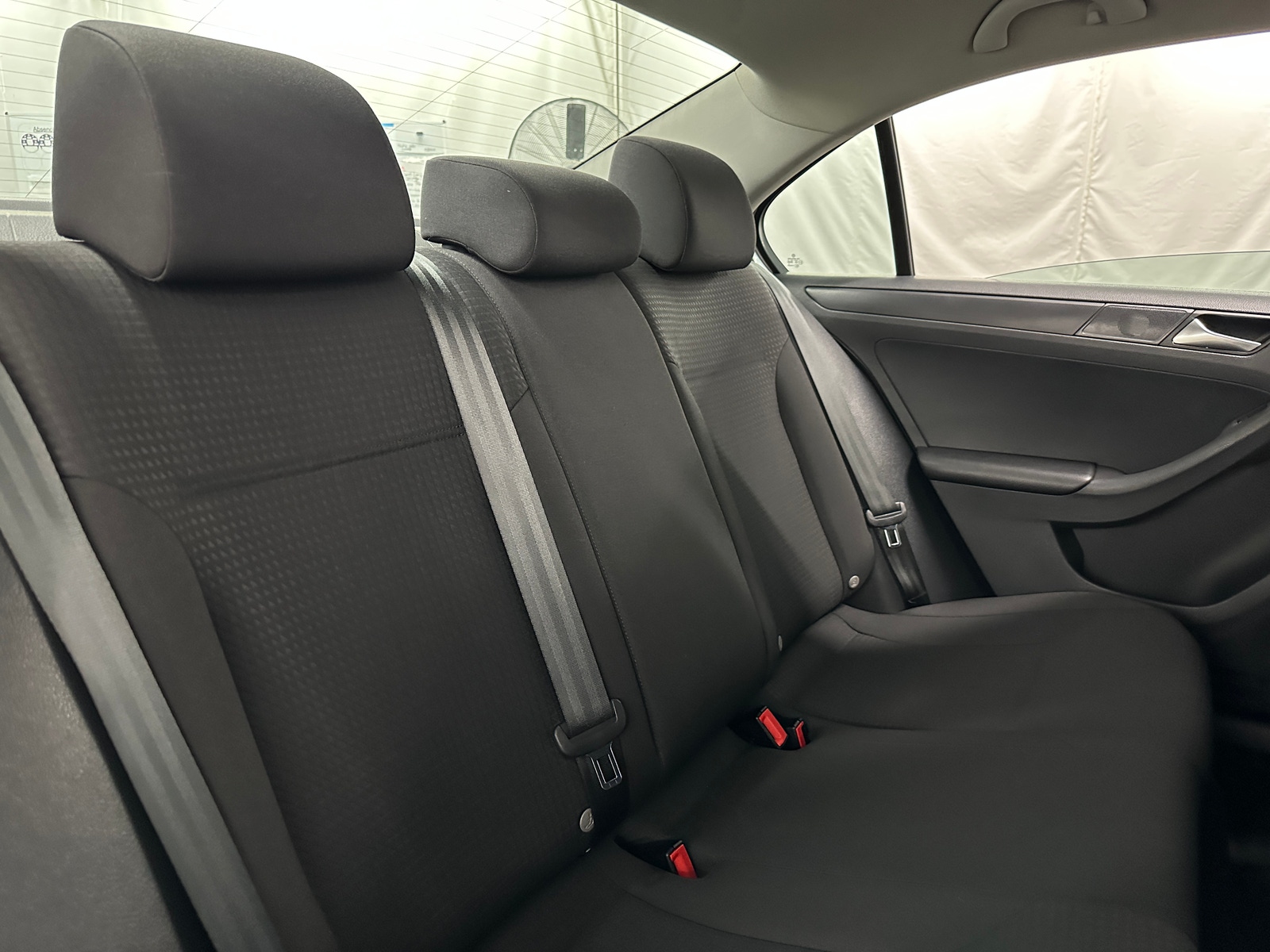 Thumbnail: 2016 Volkswagen Jetta - 6