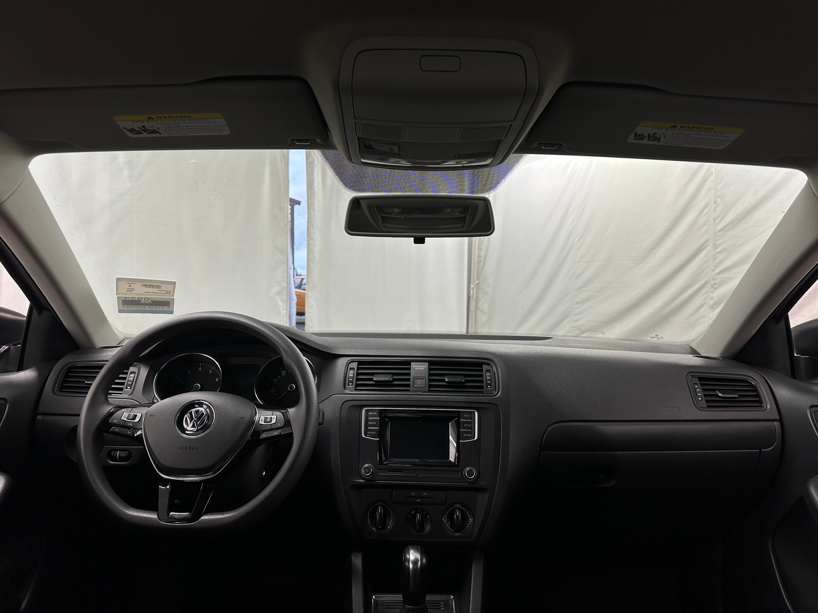 Thumbnail: 2016 Volkswagen Jetta - 3