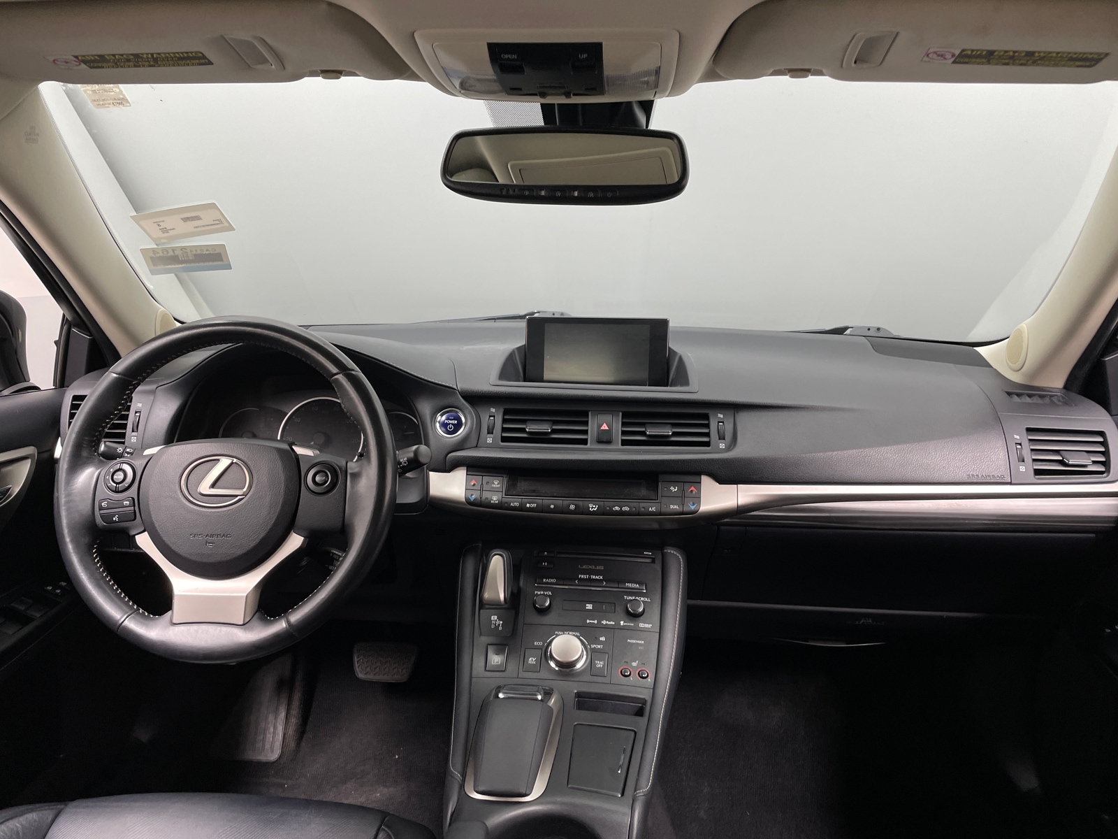 Thumbnail: 2015 Lexus CT - 2
