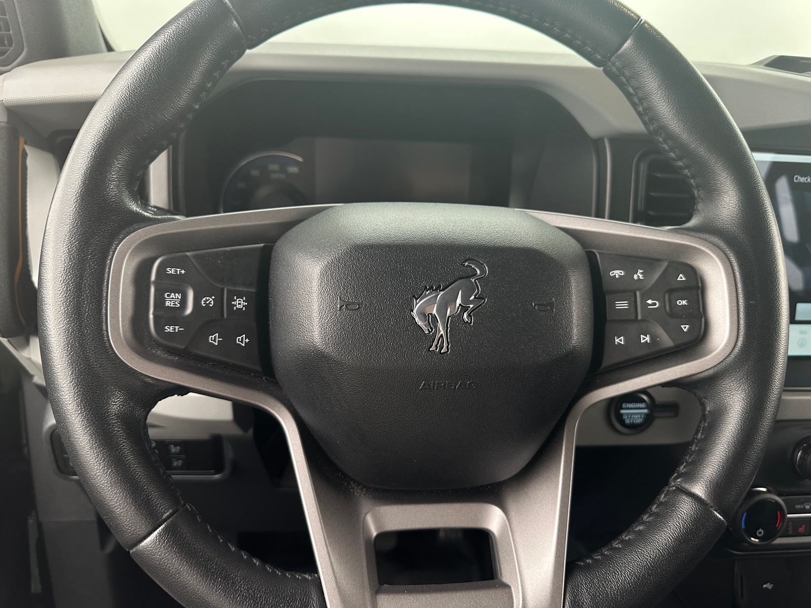 Thumbnail: 2023 Ford Bronco - 5