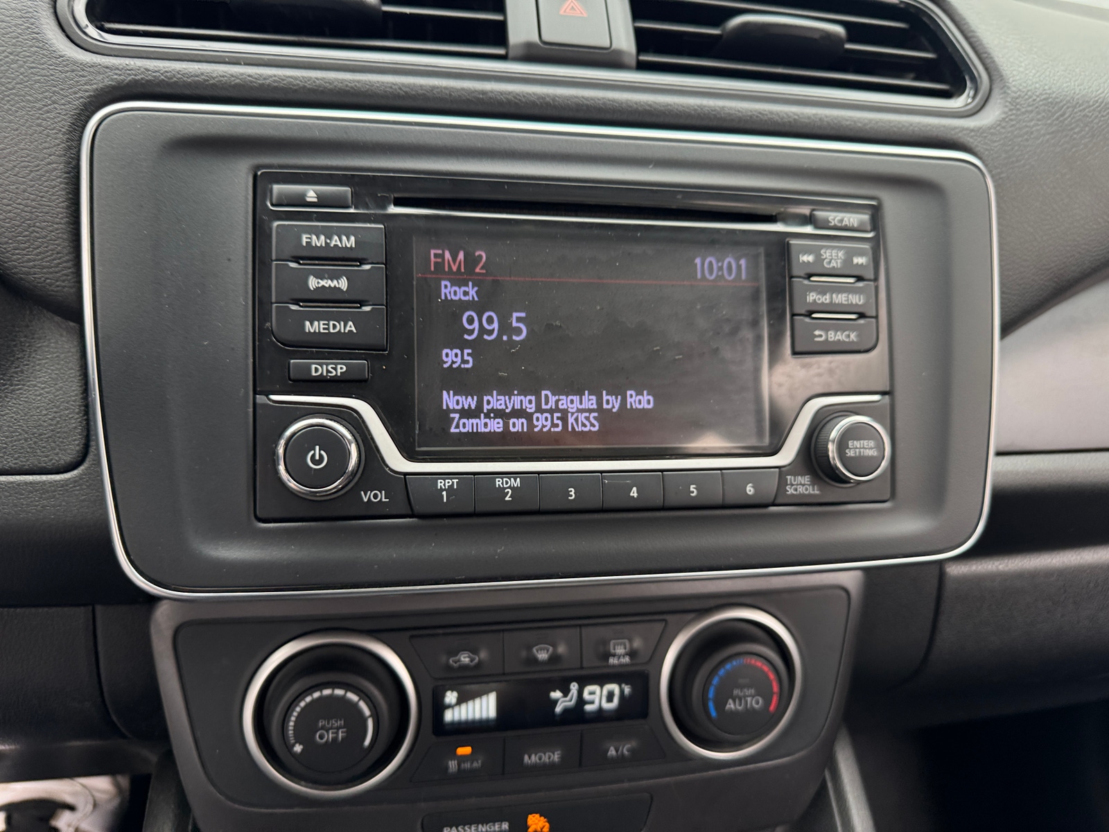 Thumbnail: 2018 Nissan Leaf - 4