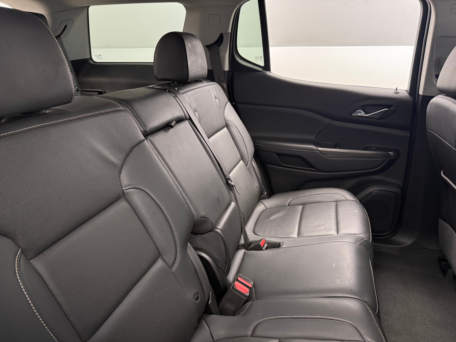 Thumbnail: 2023 GMC Acadia - 5