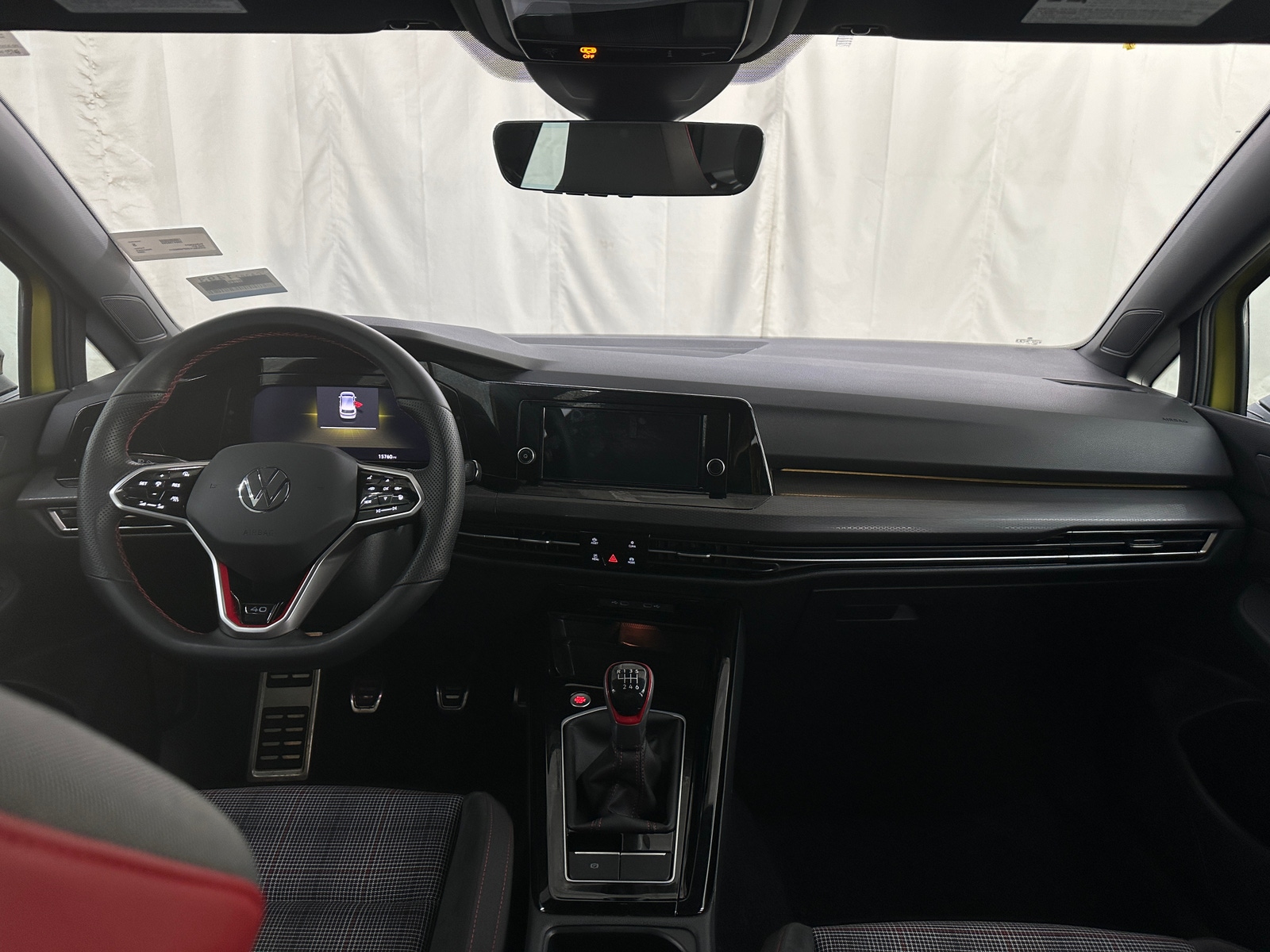 Thumbnail: 2023 Volkswagen Golf - 3