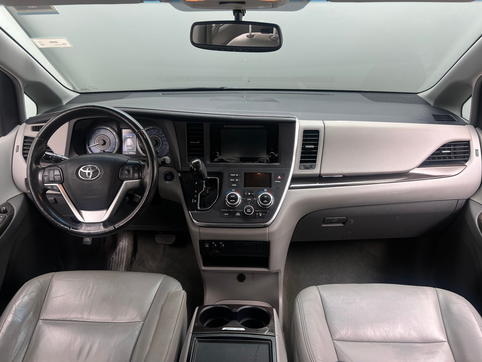 Thumbnail: 2016 Toyota Sienna - 2