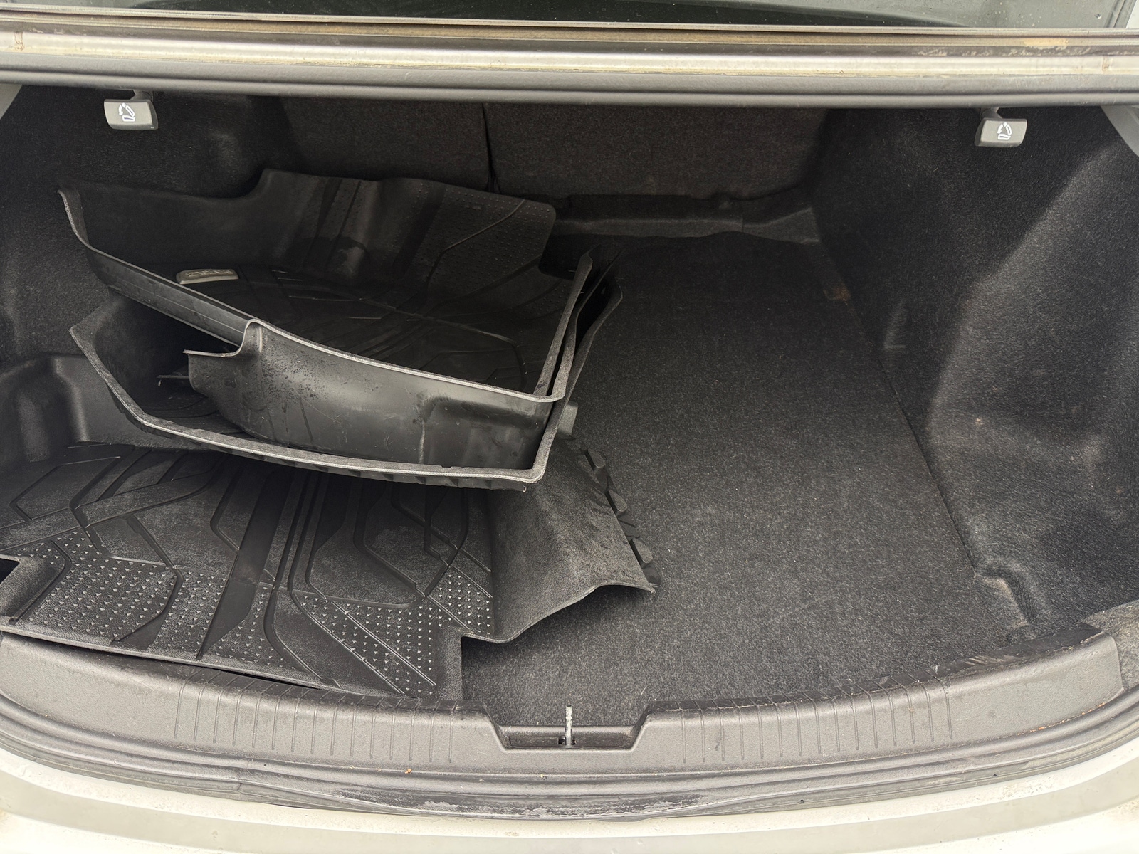 Thumbnail: 2018 Chevrolet Malibu - 6