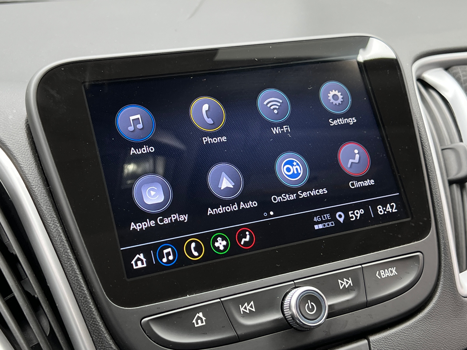 Thumbnail: 2023 Chevrolet Malibu - 4