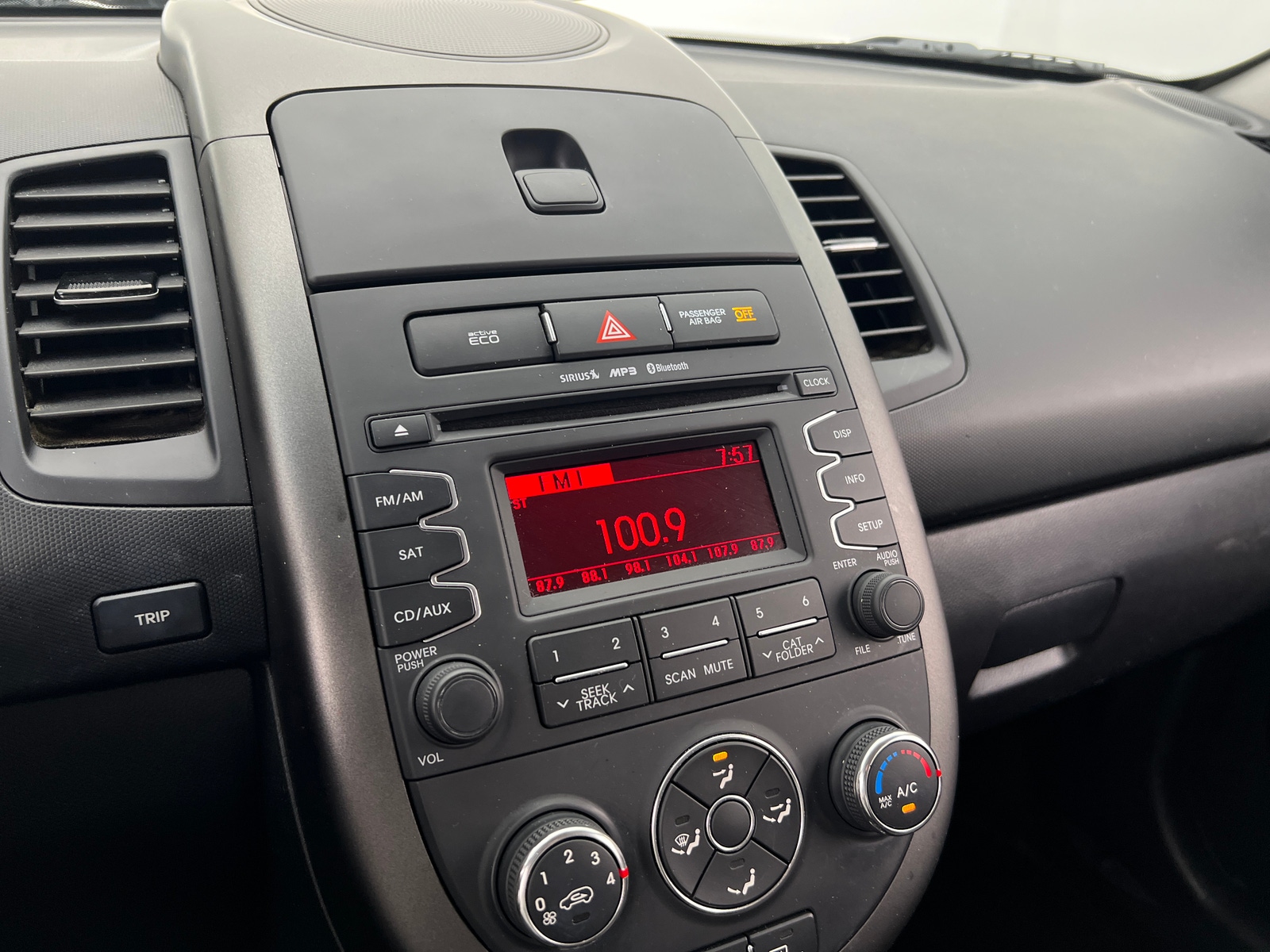 Thumbnail: 2013 Kia Soul - 4