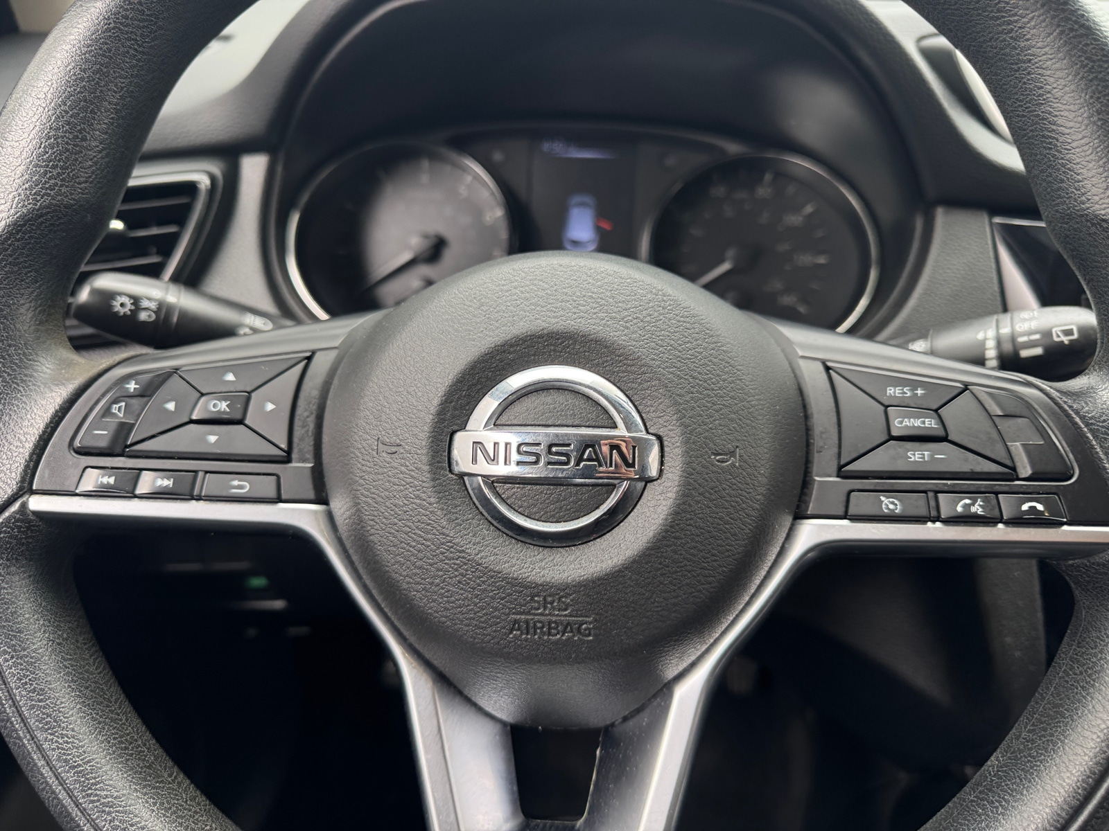 Thumbnail: 2018 Nissan Rogue Sport - 5
