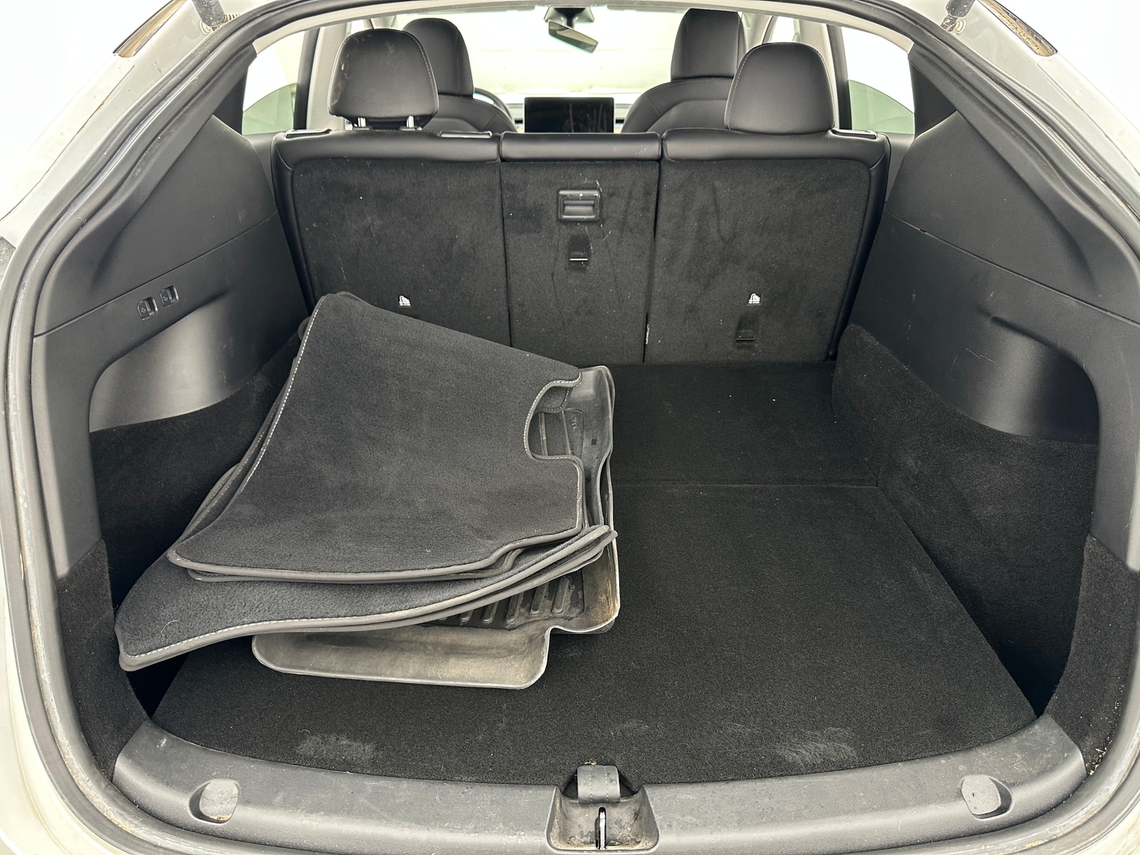 Thumbnail: 2022 Tesla Model Y - 6