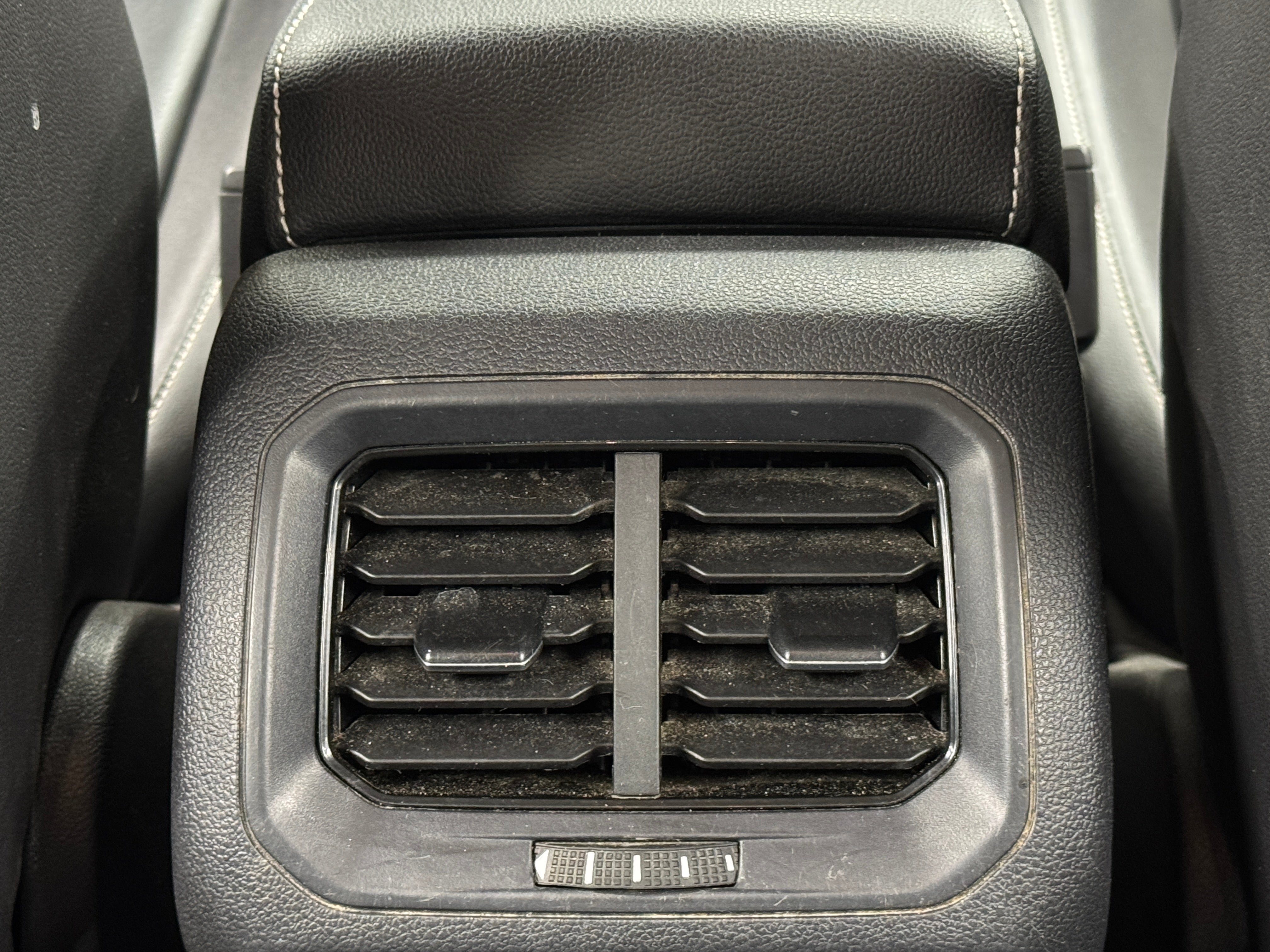 Used 2021 Volkswagen Tiguan SE with VIN 3VV2B7AX9MM157201 for sale in Oak Creek, WI