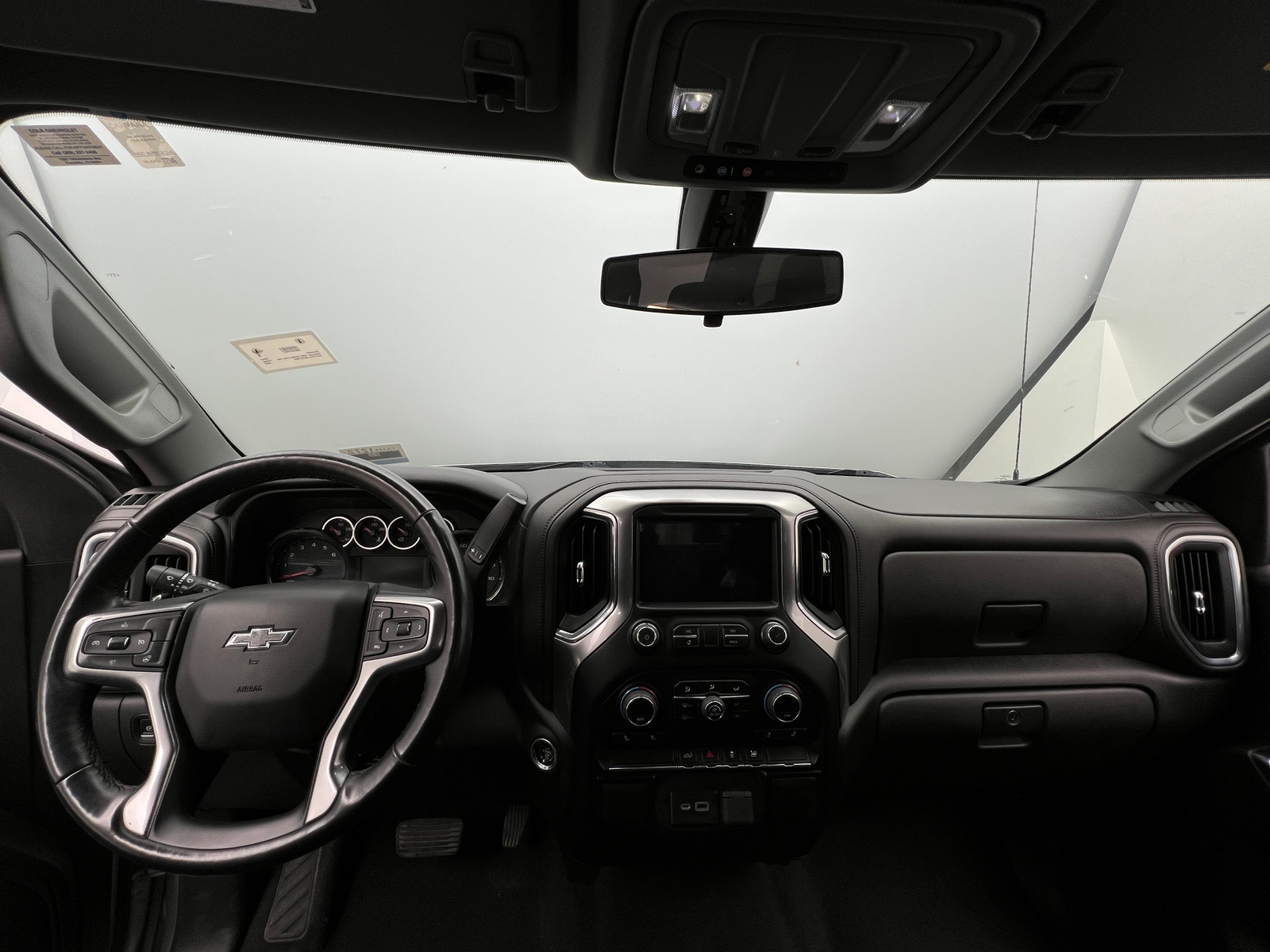 Thumbnail: 2022 Chevrolet Silverado 1500 - 3
