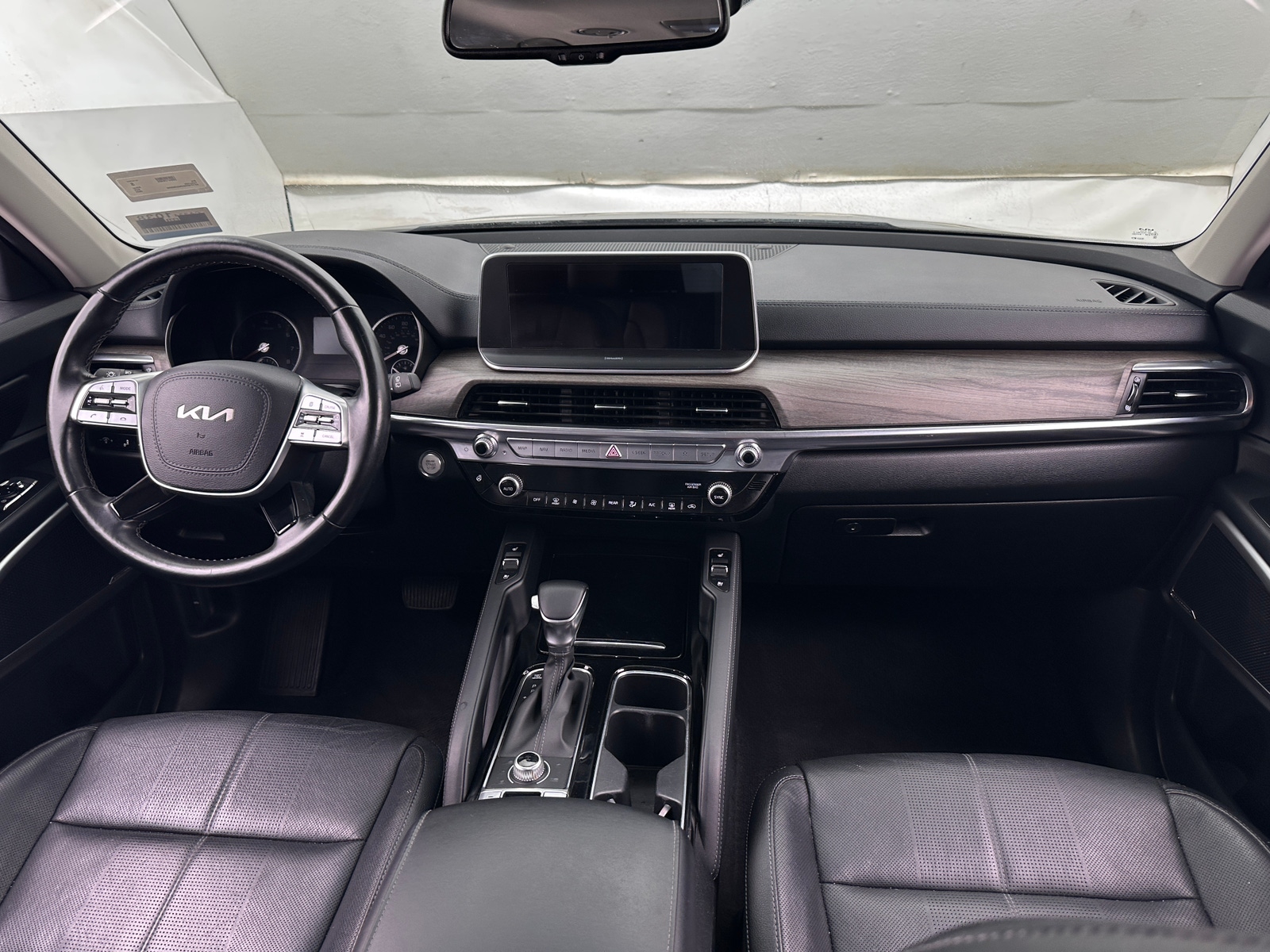 Thumbnail: 2022 Kia Telluride - 2