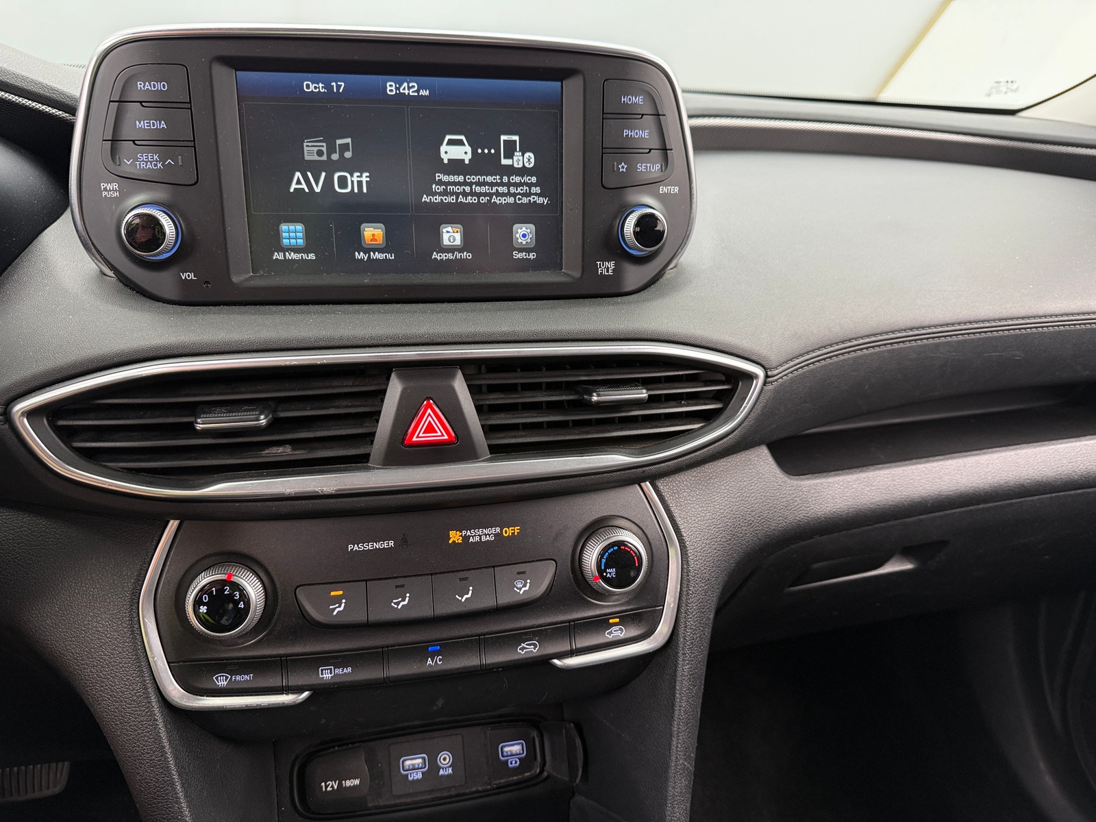 Thumbnail: 2019 Hyundai Santa Fe - 4