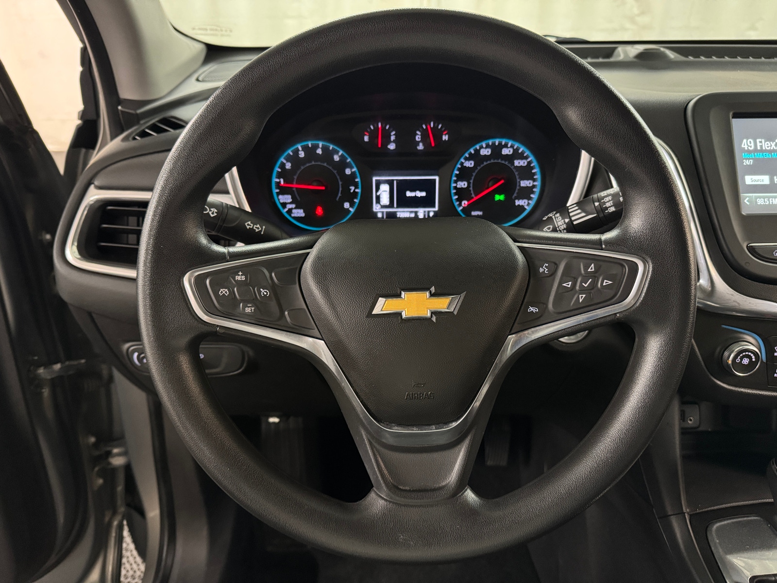 Thumbnail: 2018 Chevrolet Equinox - 5
