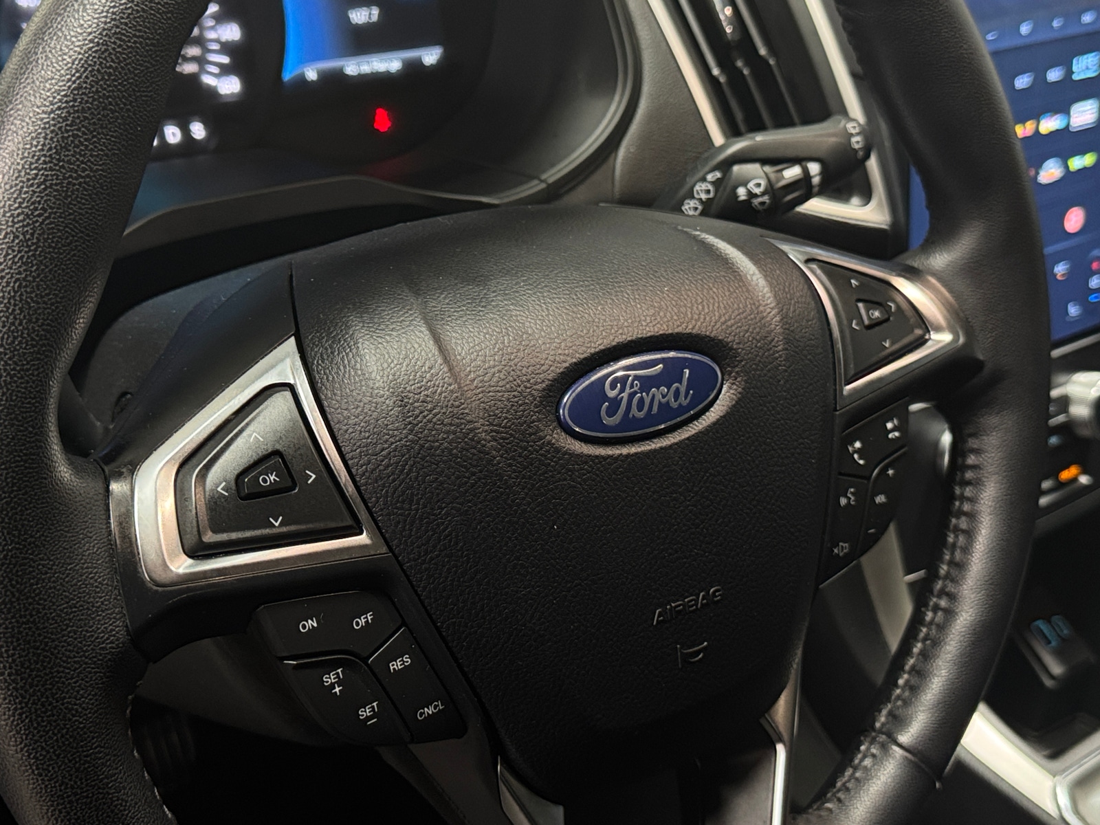 Thumbnail: 2024 Ford Edge - 4