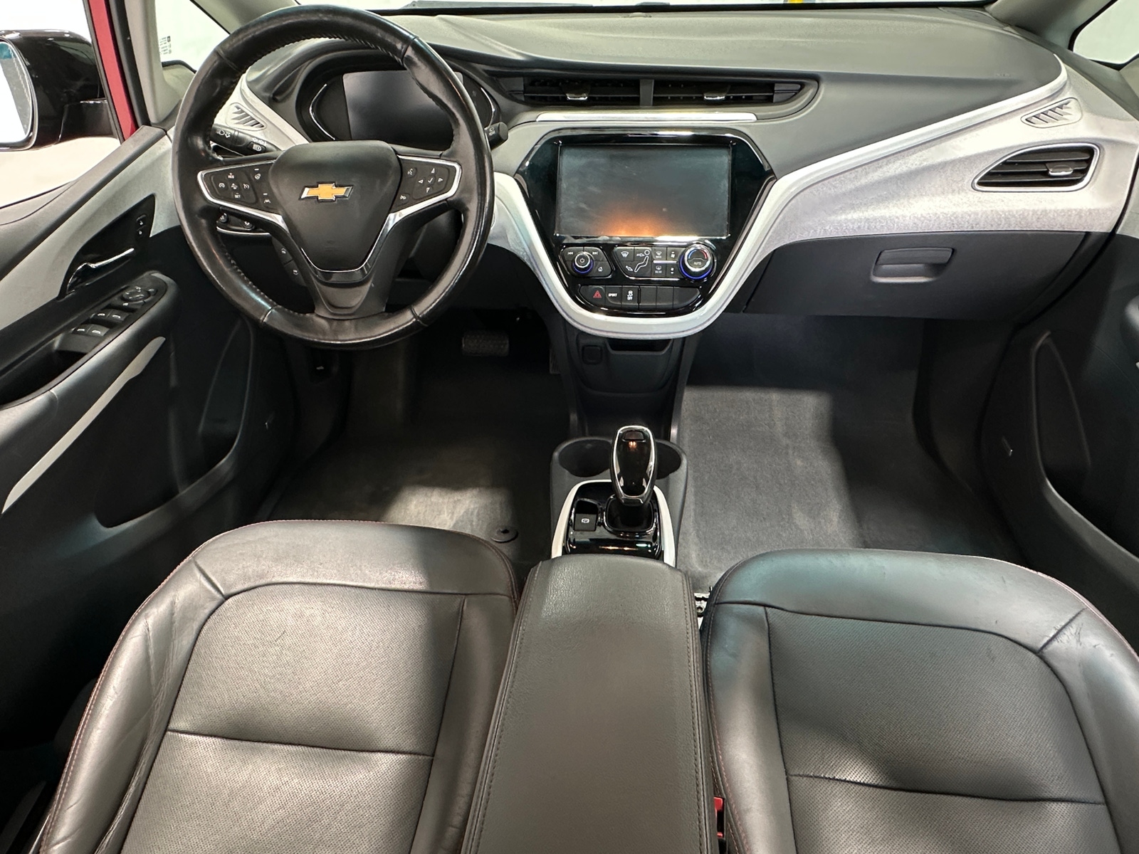 Thumbnail: 2019 Chevrolet Bolt EV - 2