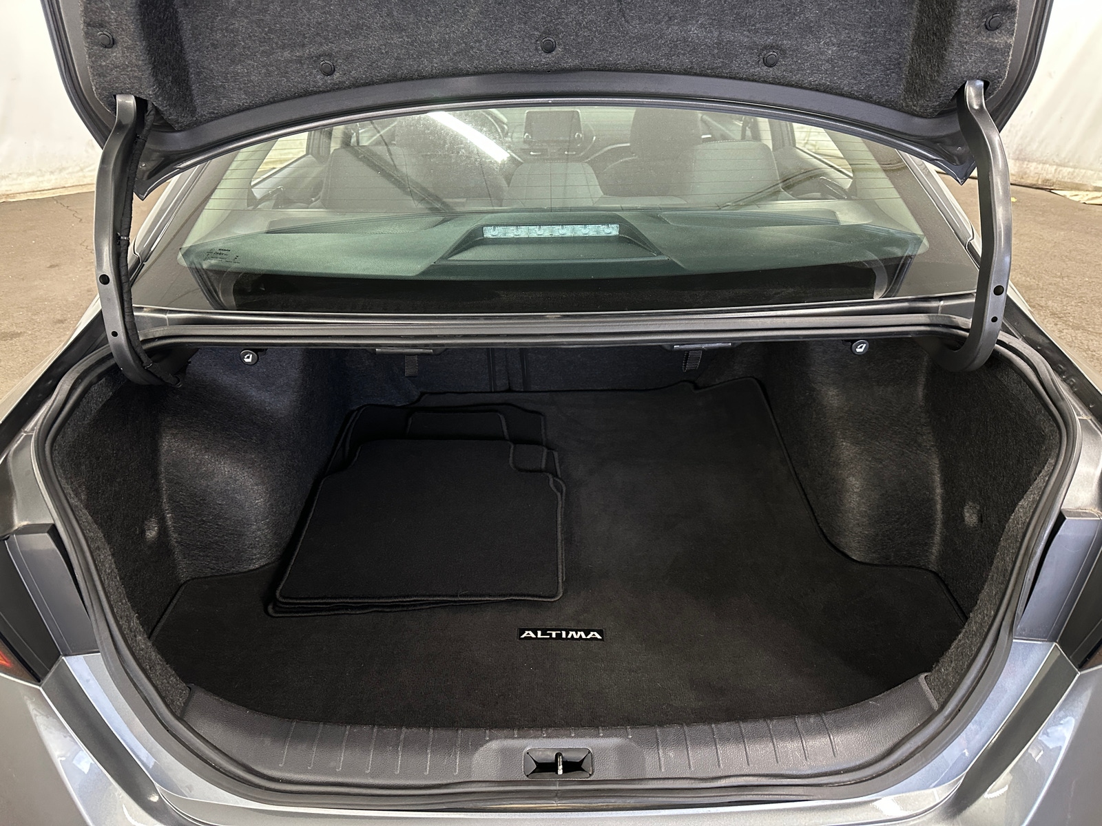 Thumbnail: 2024 Nissan Altima - 7