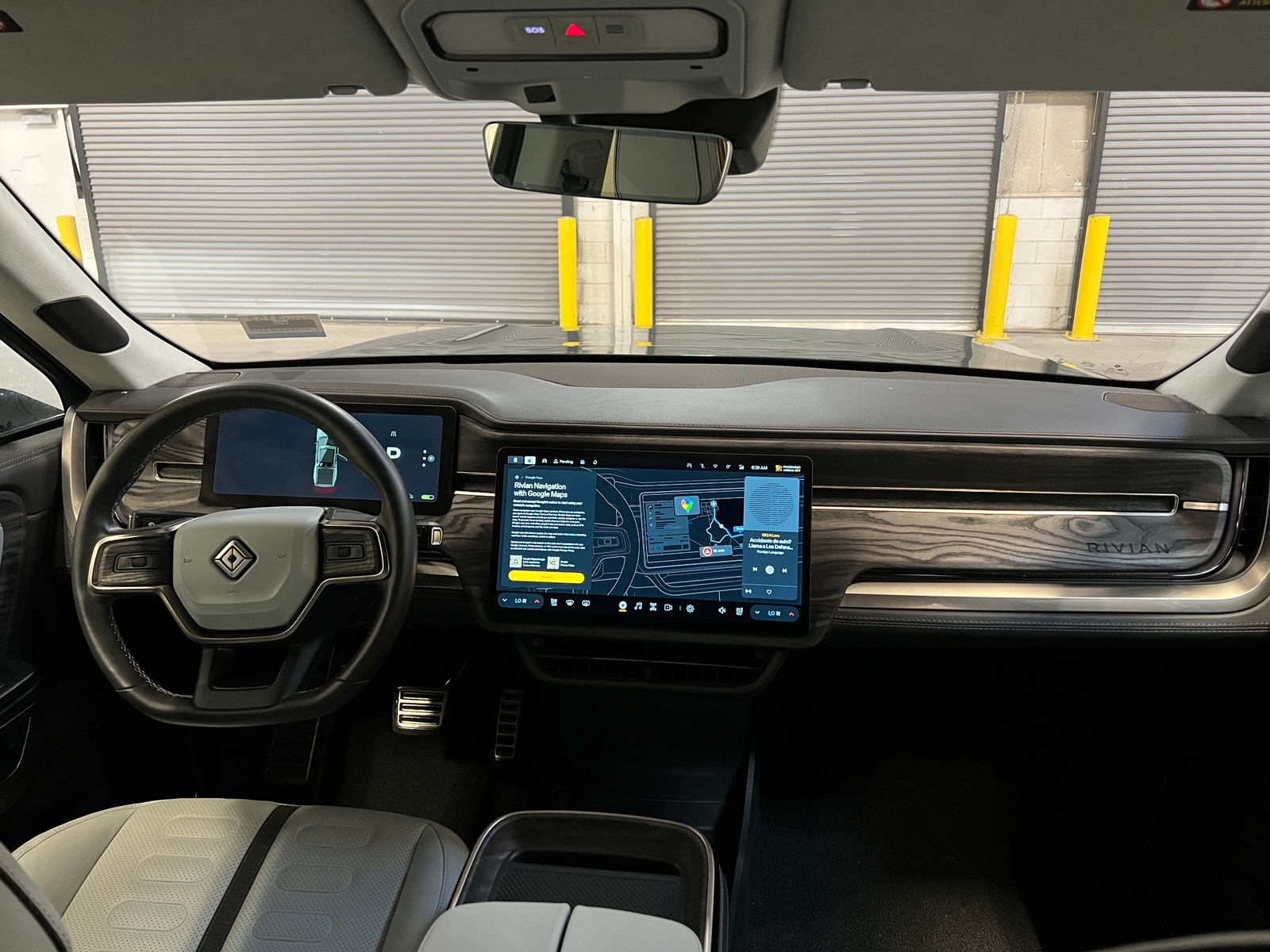 Thumbnail: 2022 Rivian R1T - 2