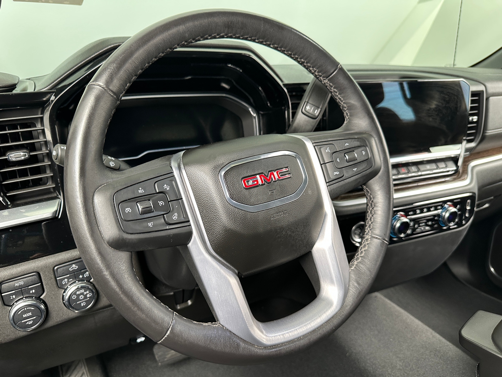 Thumbnail: 2022 GMC Sierra 1500 - 5