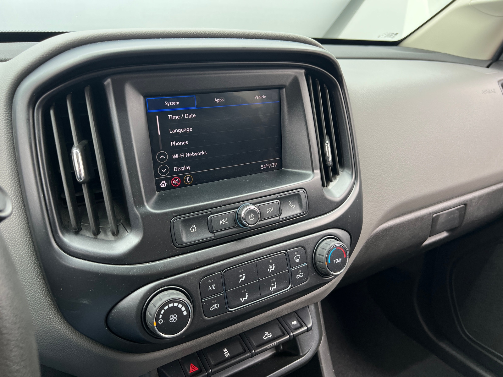 Thumbnail: 2020 Chevrolet Colorado - 4