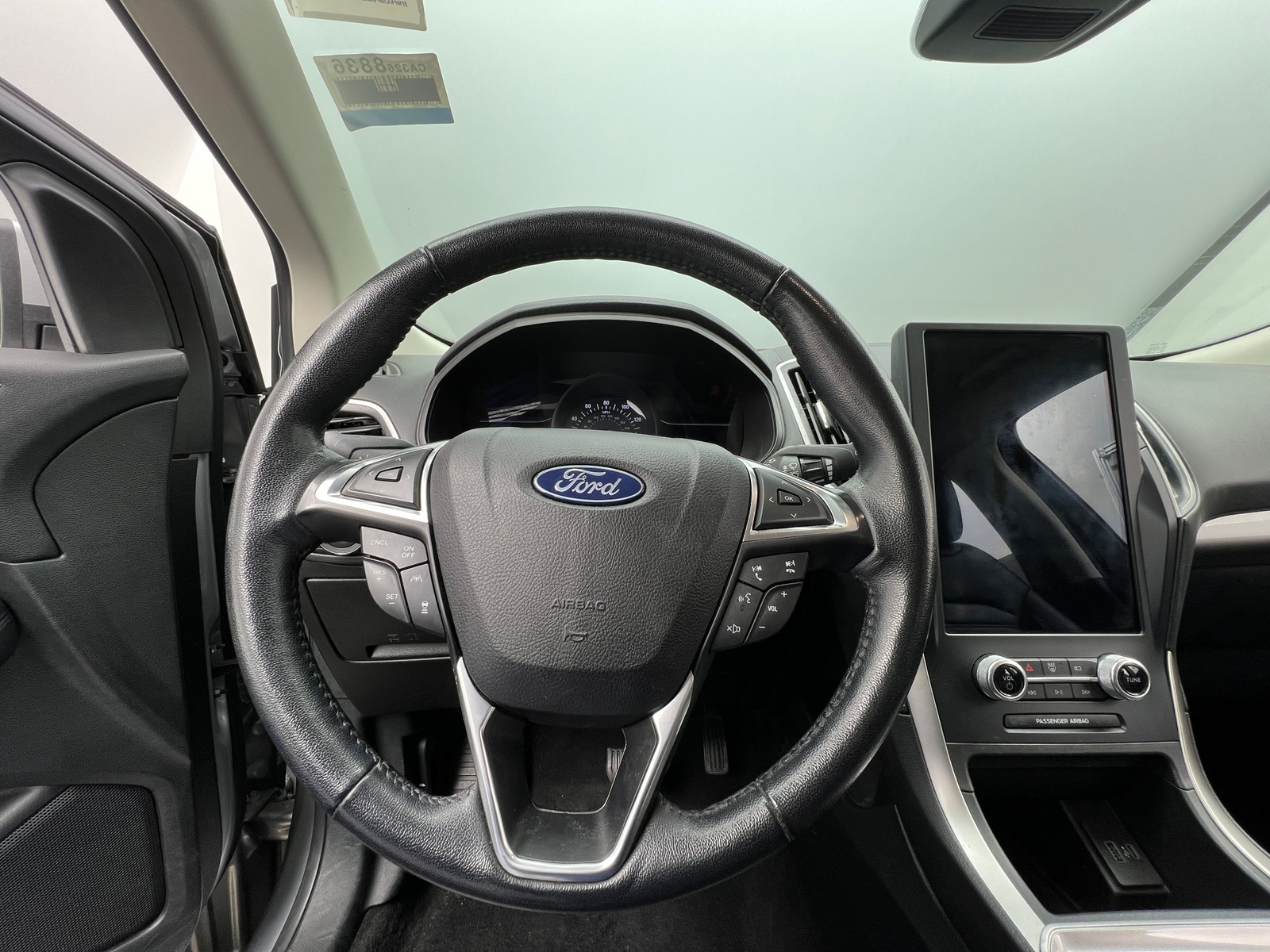 Thumbnail: 2023 Ford Edge - 4