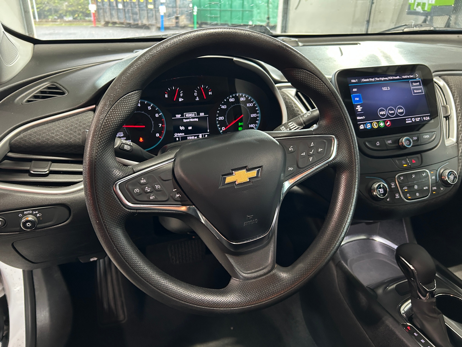 Thumbnail: 2023 Chevrolet Malibu - 5