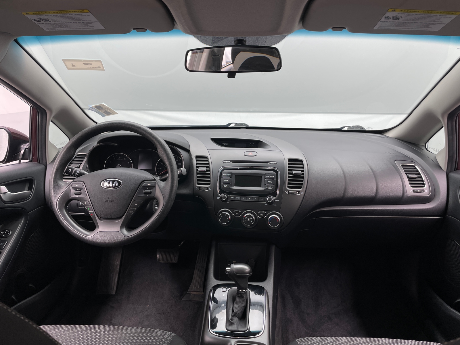 Thumbnail: 2017 Kia Forte - 3