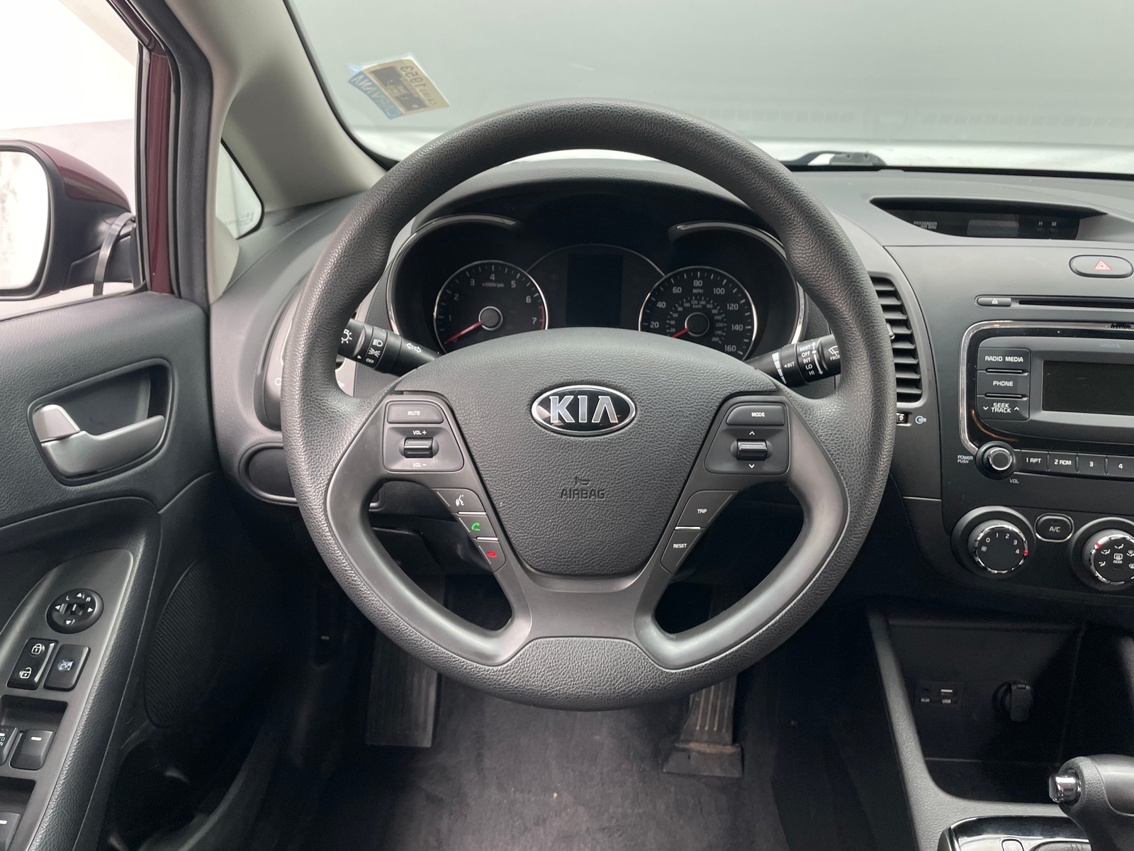 Thumbnail: 2017 Kia Forte - 5